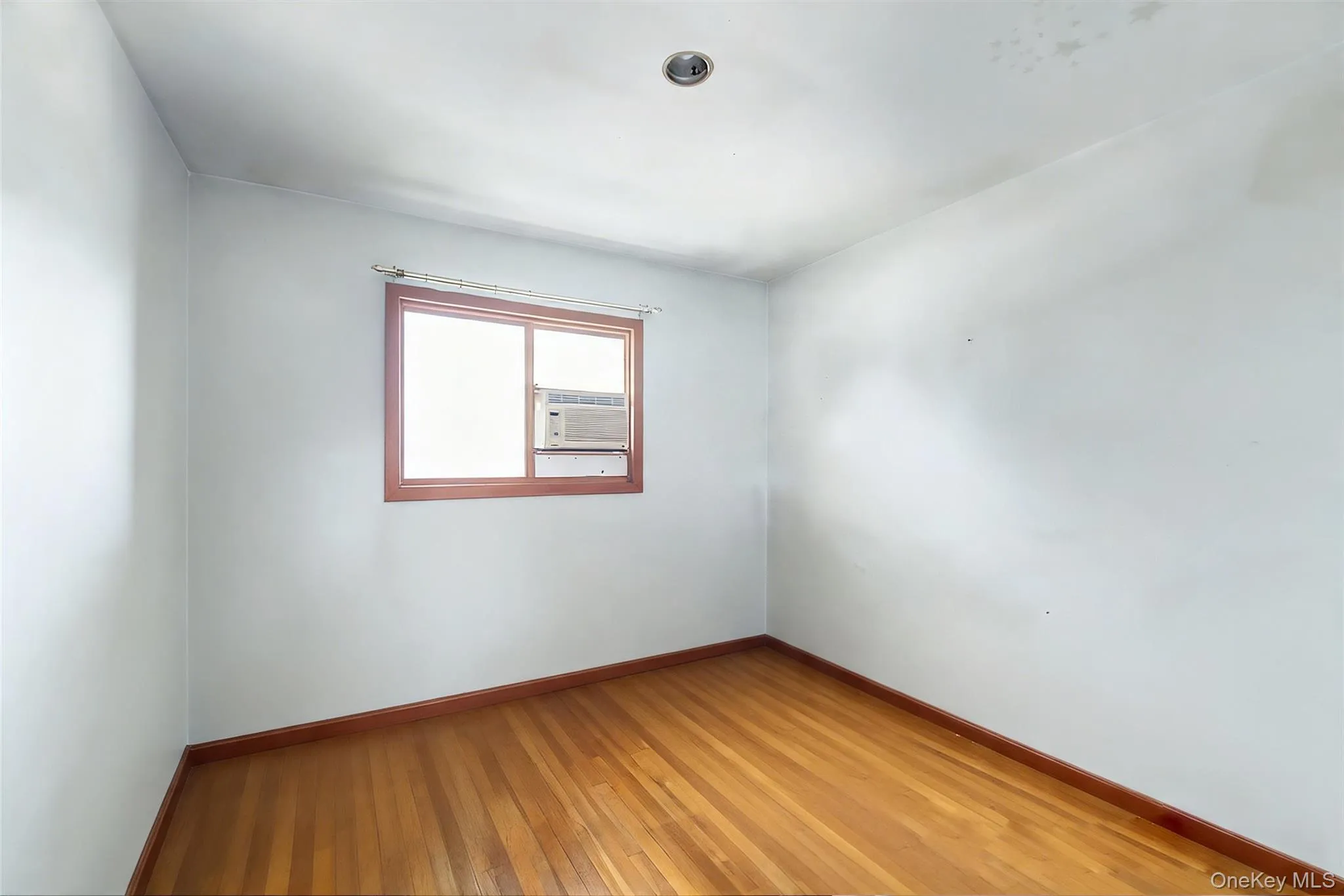 14 Laurel Place, Hempstead, NY, 5 Bedrooms Bedrooms, 7 Rooms Rooms,2 BathroomsBathrooms,Residential,For Rent,Laurel,0,1019900 14 Laurel Place, Hempstead, NY, 5 Bedrooms Bedrooms, 7 Rooms Rooms,2 BathroomsBathrooms,Residential,For Rent,Laurel,0,1019900