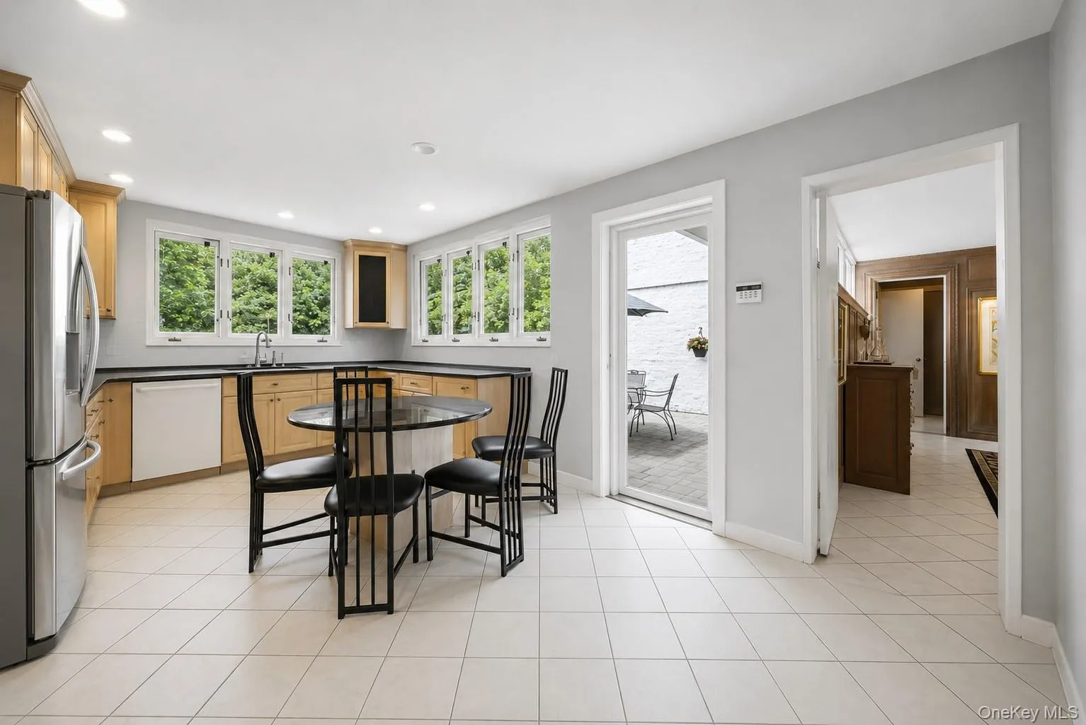 Kitchen with Private Courtyard Kitchen with Private Courtyard
