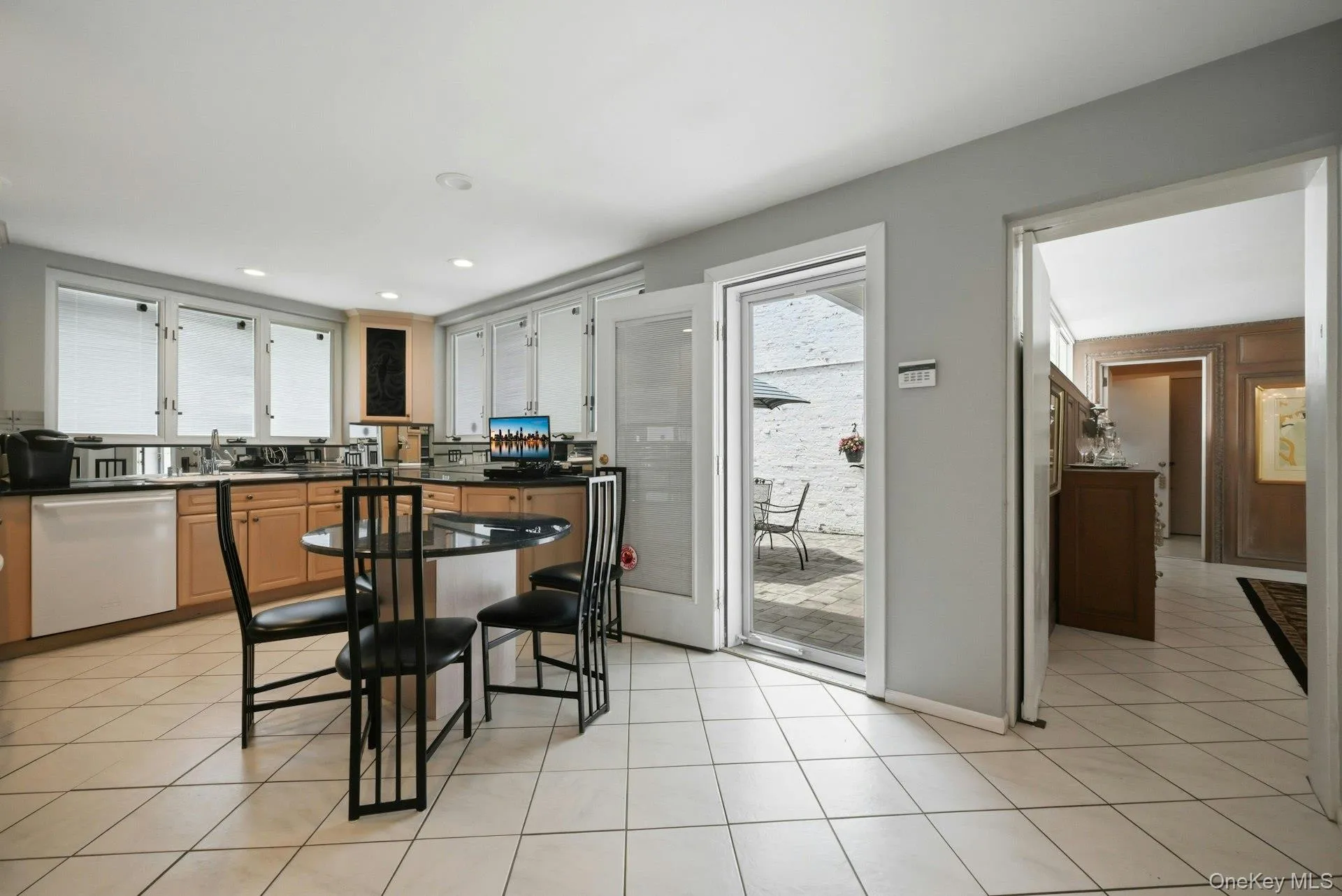 Kitchen with Private Courtyard Kitchen with Private Courtyard