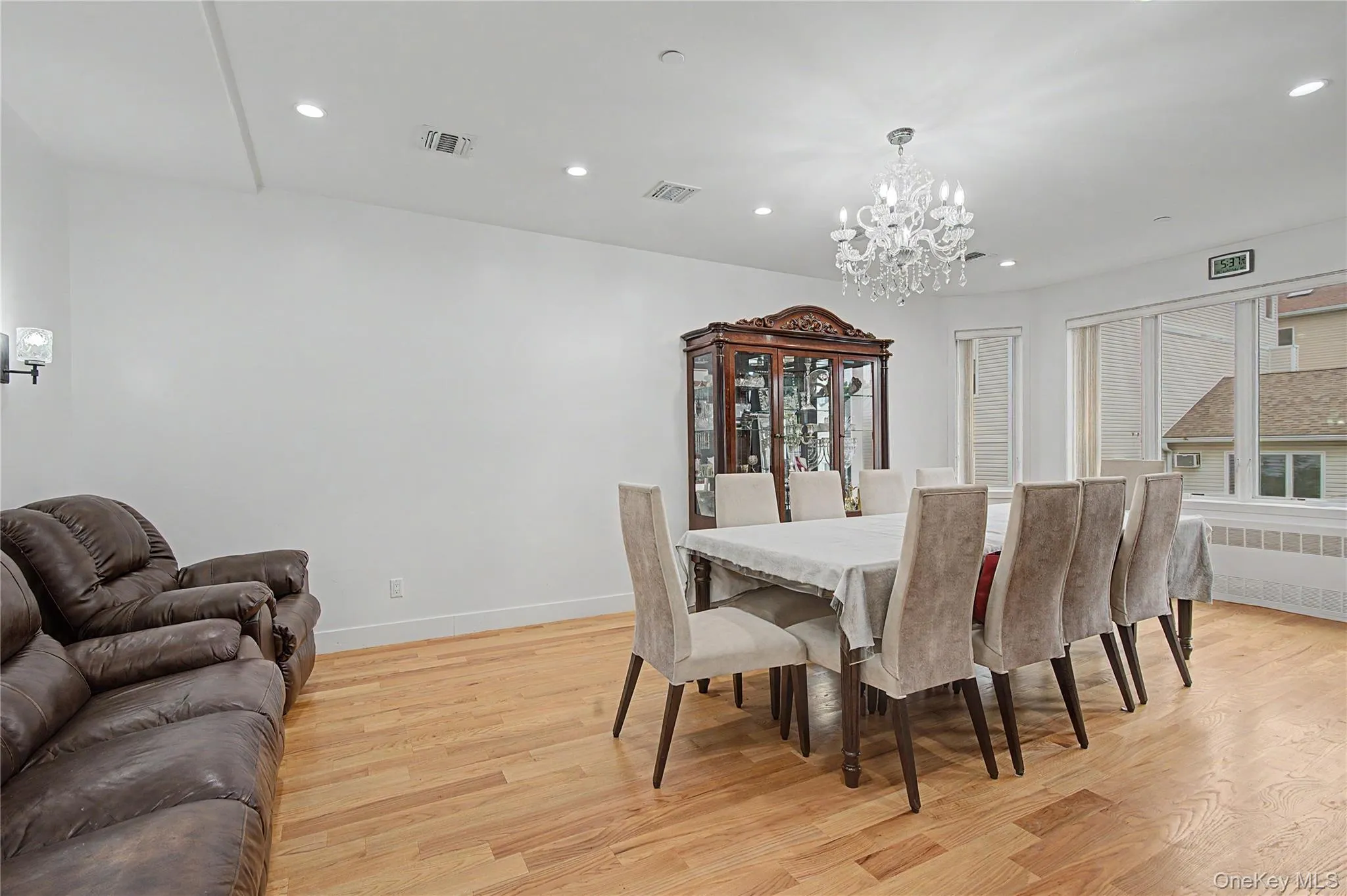 151 Blauvelt, Ramapo, NY, 5 Bedrooms Bedrooms, 9 Rooms Rooms,2 BathroomsBathrooms,Residential,For Rent,Blauvelt,0,1019911 151 Blauvelt, Ramapo, NY, 5 Bedrooms Bedrooms, 9 Rooms Rooms,2 BathroomsBathrooms,Residential,For Rent,Blauvelt,0,1019911