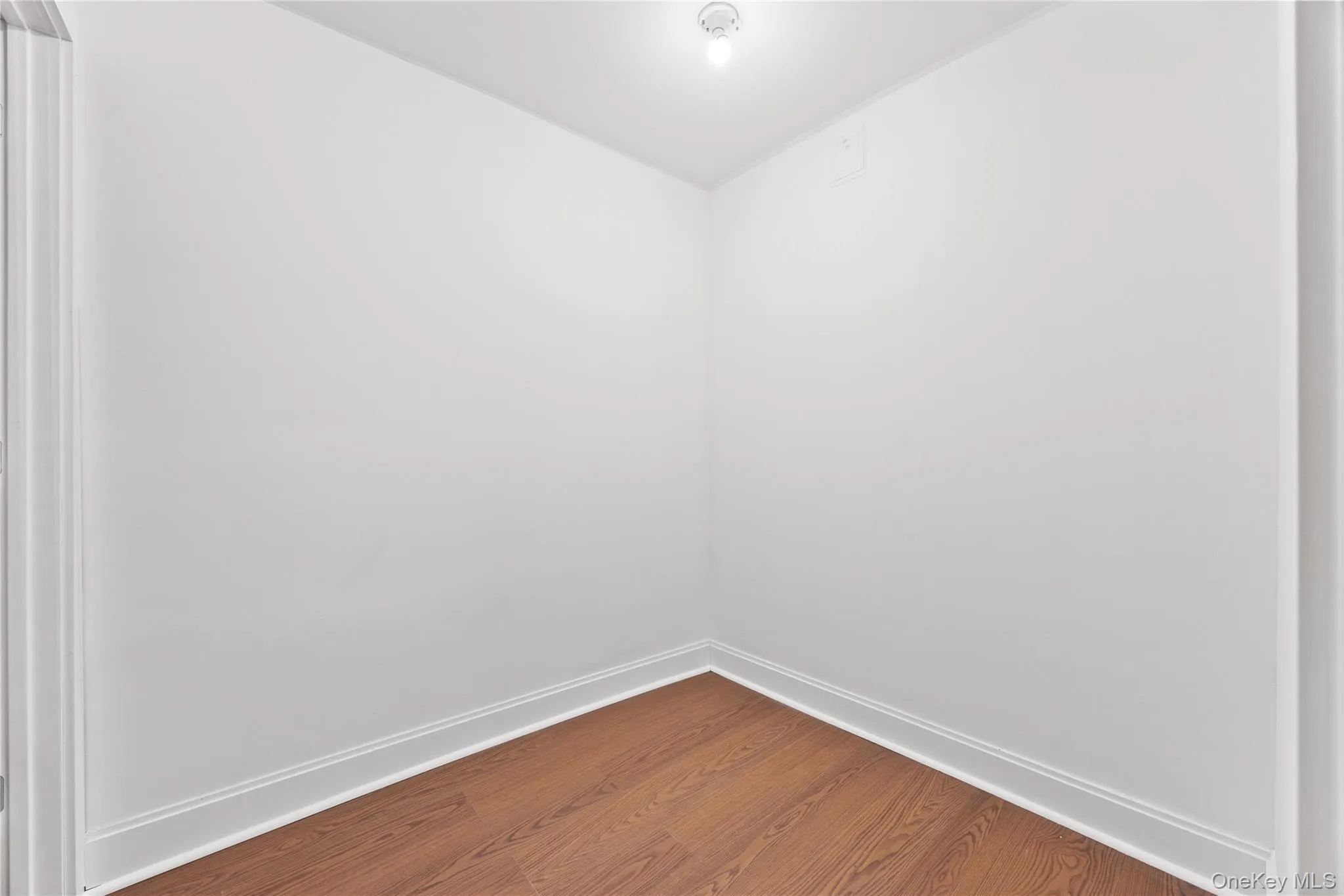 15 Pershing Avenue, Oyster Bay, NY, 3 Bedrooms Bedrooms, 8 Rooms Rooms,2 BathroomsBathrooms,Residential,For Rent,Pershing,0,1019915 15 Pershing Avenue, Oyster Bay, NY, 3 Bedrooms Bedrooms, 8 Rooms Rooms,2 BathroomsBathrooms,Residential,For Rent,Pershing,0,1019915