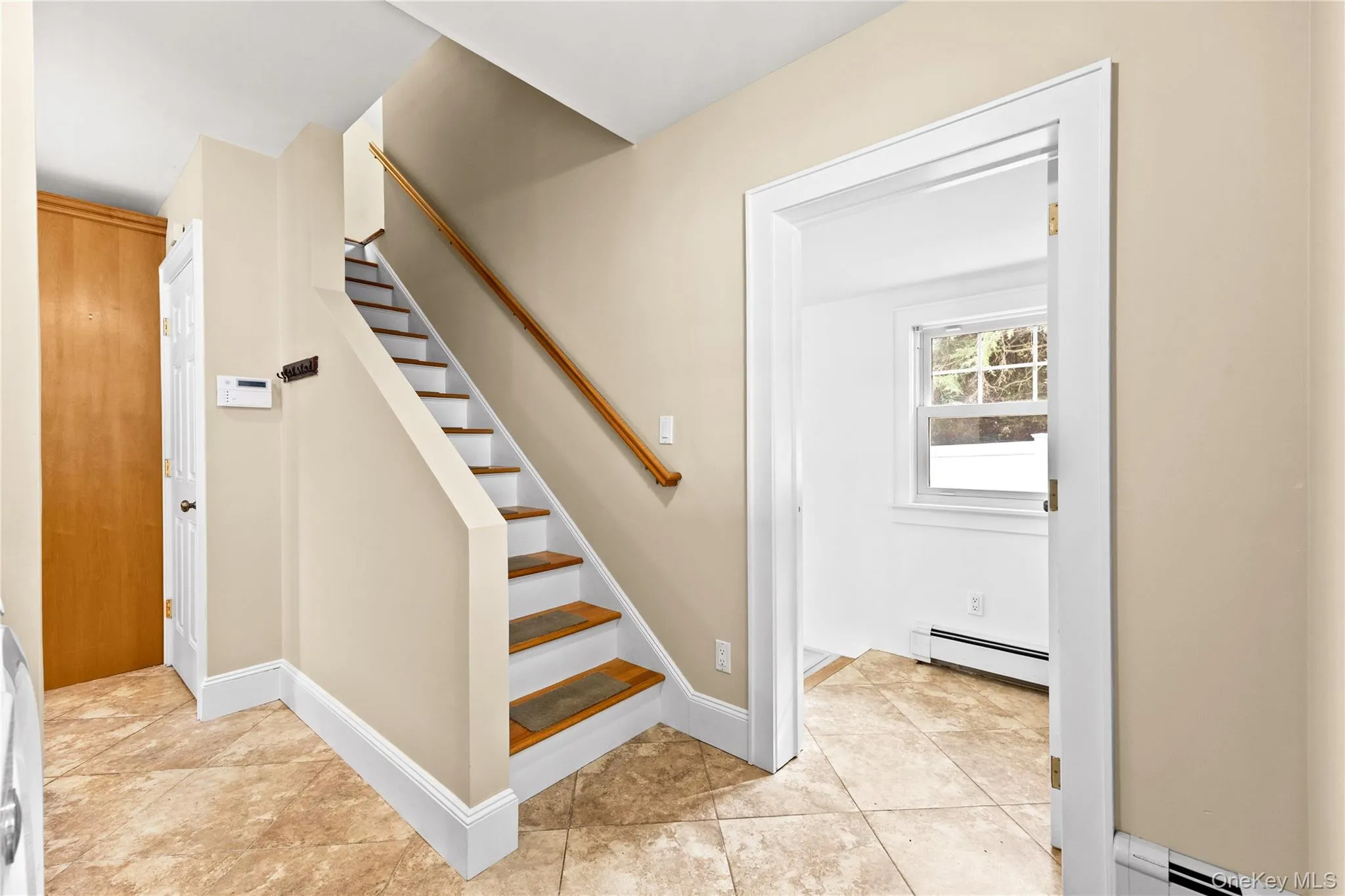 15 Pershing Avenue, Oyster Bay, NY, 3 Bedrooms Bedrooms, 8 Rooms Rooms,2 BathroomsBathrooms,Residential,For Rent,Pershing,0,1019915 15 Pershing Avenue, Oyster Bay, NY, 3 Bedrooms Bedrooms, 8 Rooms Rooms,2 BathroomsBathrooms,Residential,For Rent,Pershing,0,1019915