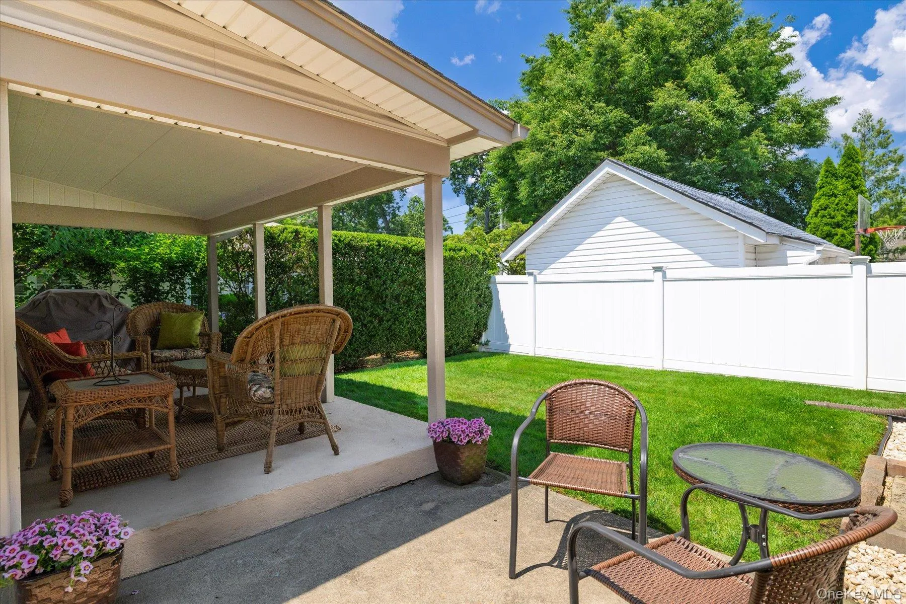 75 Wagg Avenue, Hempstead, NY, 3 Bedrooms Bedrooms, 6 Rooms Rooms,3 BathroomsBathrooms,Residential,For Rent,Wagg,0,1019923 75 Wagg Avenue, Hempstead, NY, 3 Bedrooms Bedrooms, 6 Rooms Rooms,3 BathroomsBathrooms,Residential,For Rent,Wagg,0,1019923