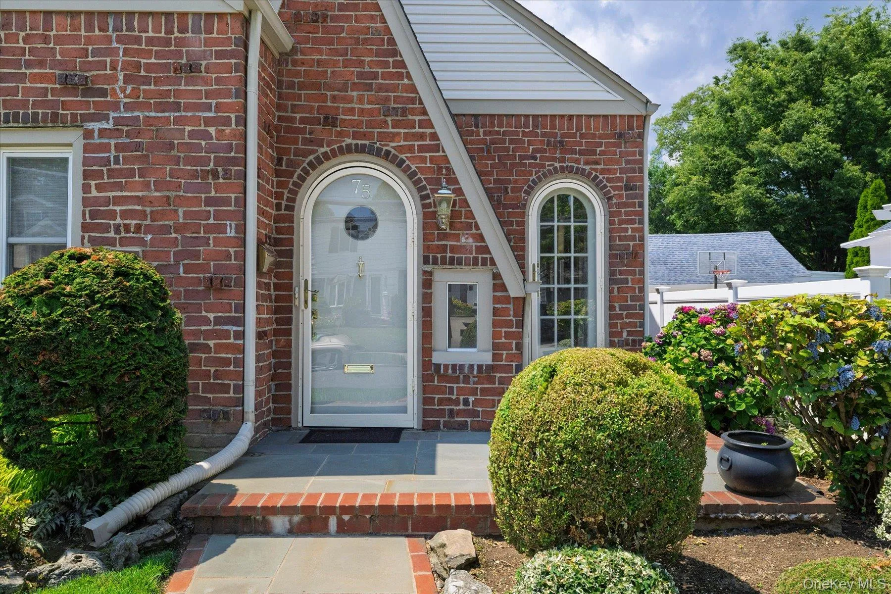75 Wagg Avenue, Hempstead, NY, 3 Bedrooms Bedrooms, 6 Rooms Rooms,3 BathroomsBathrooms,Residential,For Rent,Wagg,0,1019923 75 Wagg Avenue, Hempstead, NY, 3 Bedrooms Bedrooms, 6 Rooms Rooms,3 BathroomsBathrooms,Residential,For Rent,Wagg,0,1019923