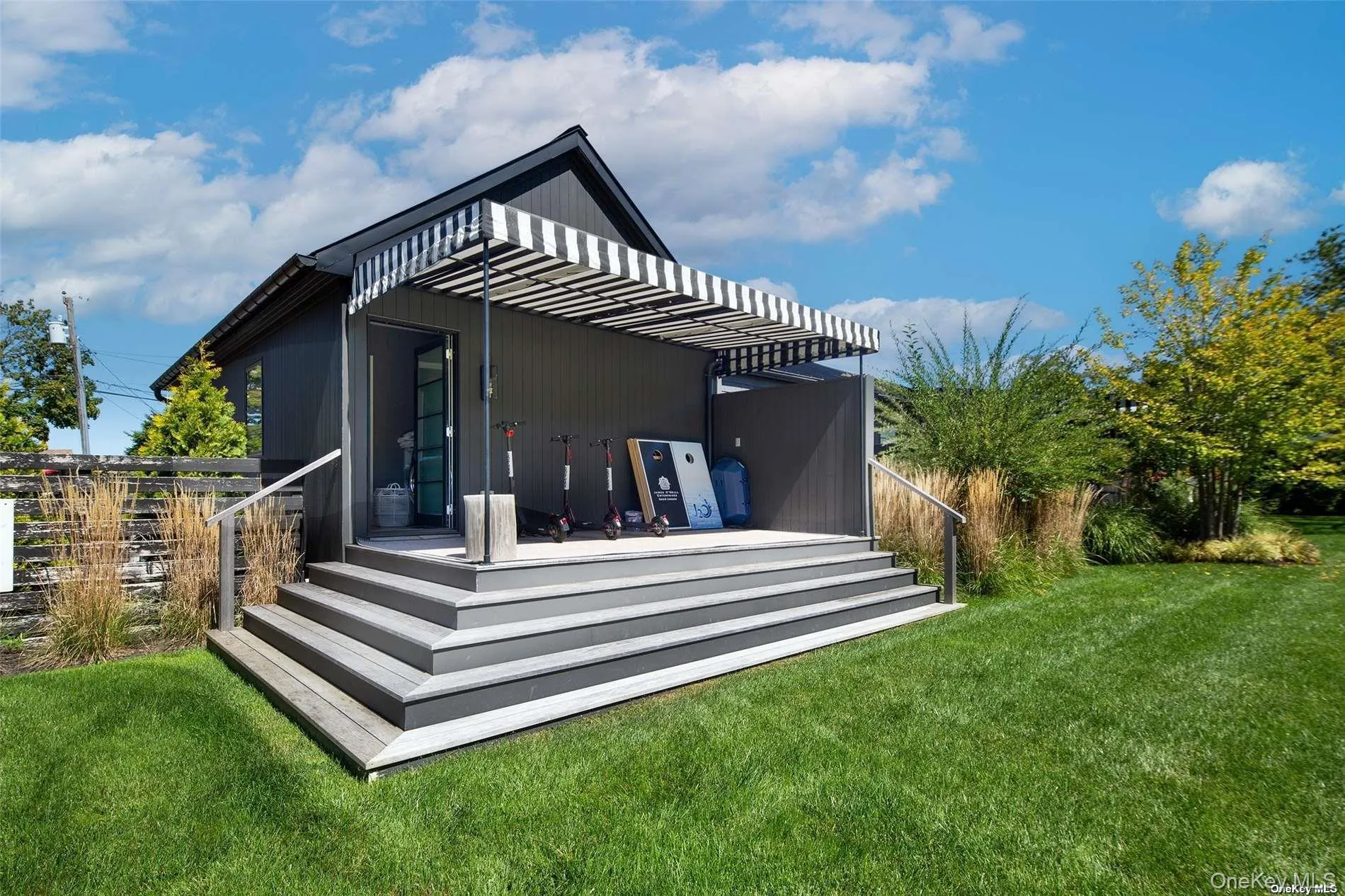 32 Inlet Road, Southampton, NY, 3 Bedrooms Bedrooms, 9 Rooms Rooms,2 BathroomsBathrooms,Residential,For Rent,Inlet,0,1019925 32 Inlet Road, Southampton, NY, 3 Bedrooms Bedrooms, 9 Rooms Rooms,2 BathroomsBathrooms,Residential,For Rent,Inlet,0,1019925