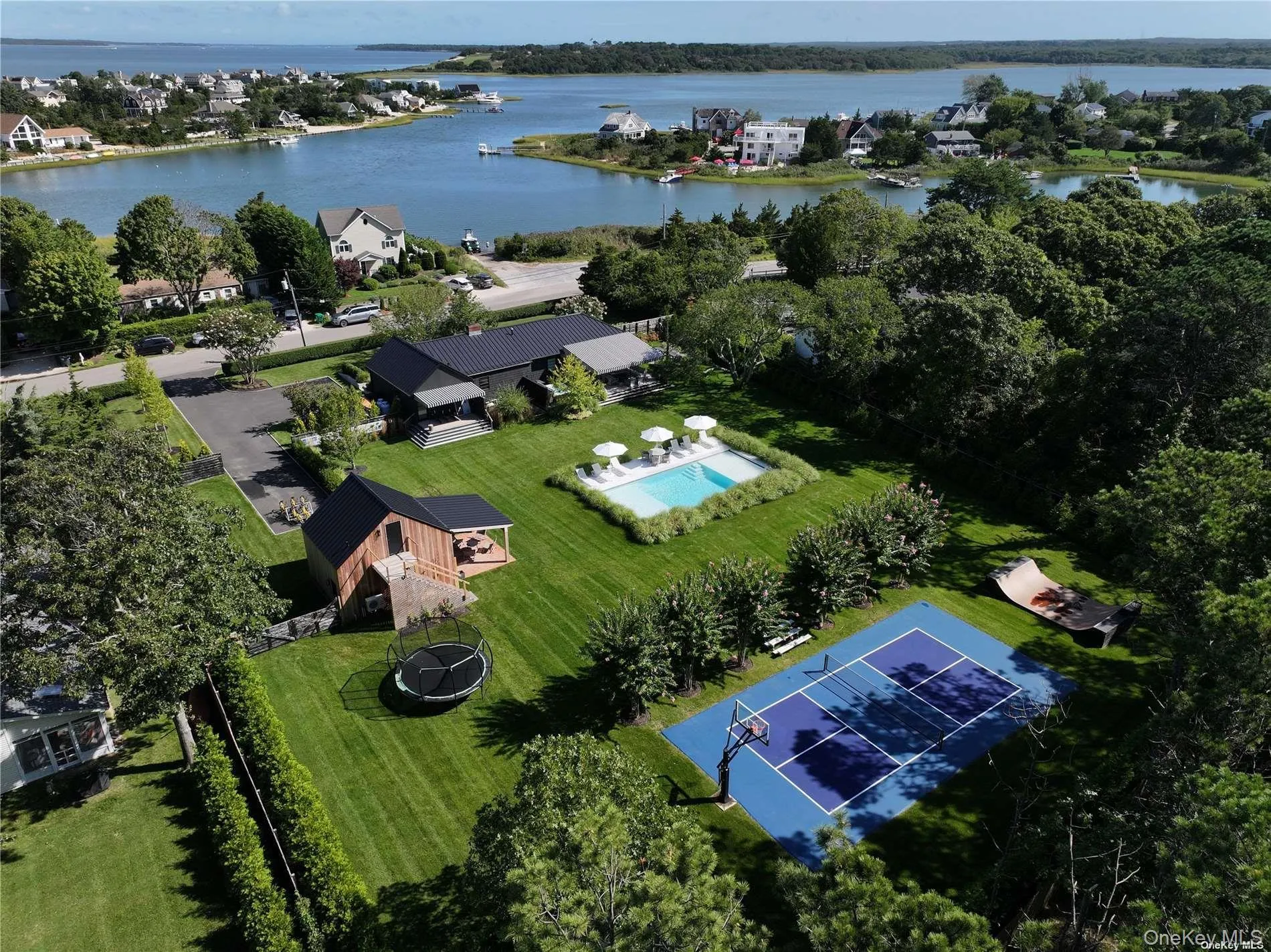 32 Inlet Road, Southampton, NY, 3 Bedrooms Bedrooms, 9 Rooms Rooms,2 BathroomsBathrooms,Residential,For Rent,Inlet,0,1019925 32 Inlet Road, Southampton, NY, 3 Bedrooms Bedrooms, 9 Rooms Rooms,2 BathroomsBathrooms,Residential,For Rent,Inlet,0,1019925