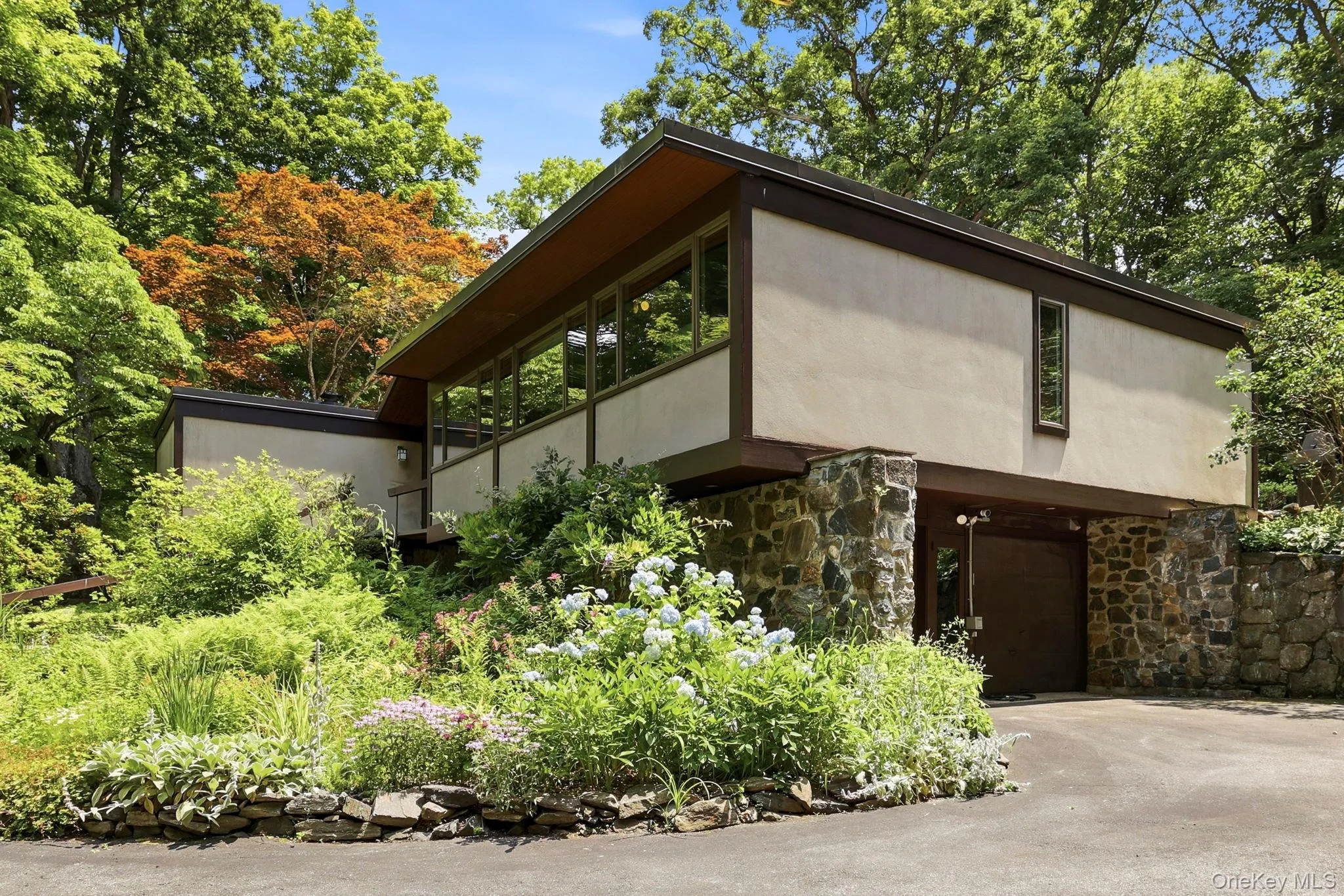 670 Long Hill Road, Ossining, NY, 4 Bedrooms Bedrooms, 8 Rooms Rooms,2 BathroomsBathrooms,Residential,For Rent,Long Hill,0,1019928 670 Long Hill Road, Ossining, NY, 4 Bedrooms Bedrooms, 8 Rooms Rooms,2 BathroomsBathrooms,Residential,For Rent,Long Hill,0,1019928