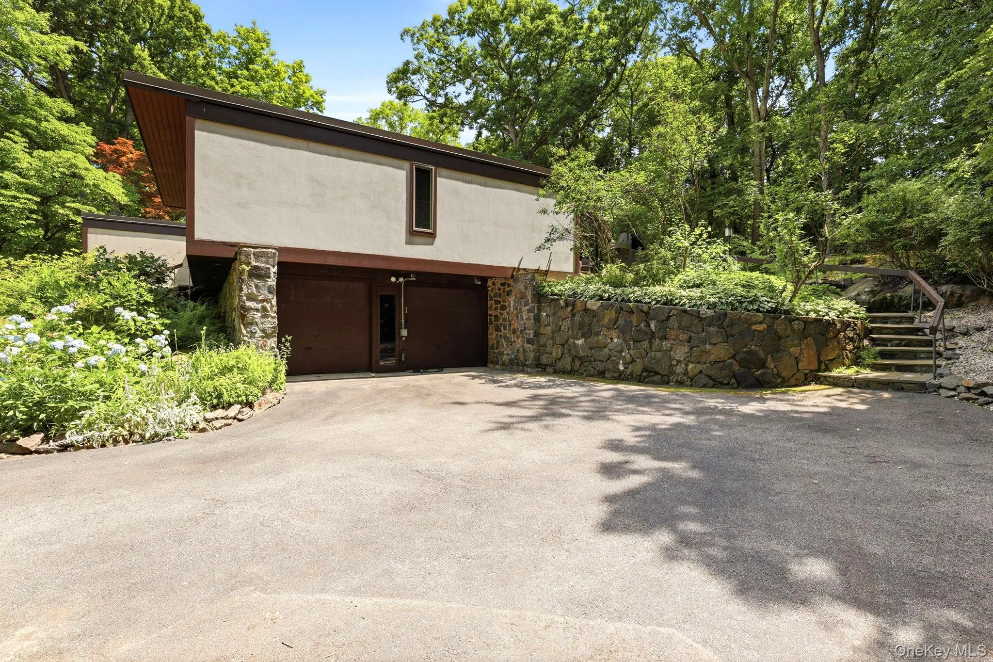 670 Long Hill Road, Ossining, NY, 4 Bedrooms Bedrooms, 8 Rooms Rooms,2 BathroomsBathrooms,Residential,For Rent,Long Hill,0,1019928 670 Long Hill Road, Ossining, NY, 4 Bedrooms Bedrooms, 8 Rooms Rooms,2 BathroomsBathrooms,Residential,For Rent,Long Hill,0,1019928