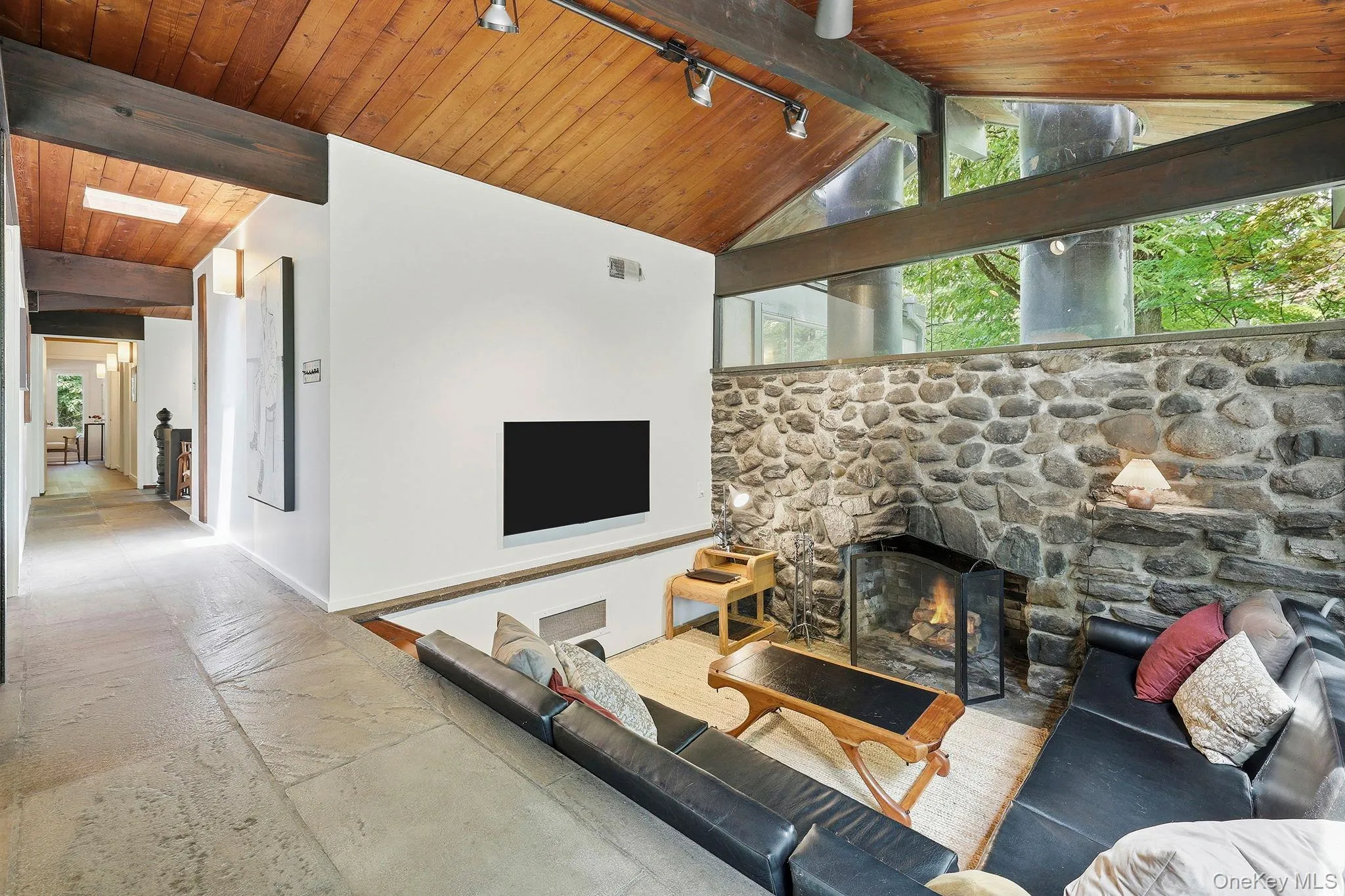 670 Long Hill Road, Ossining, NY, 4 Bedrooms Bedrooms, 8 Rooms Rooms,2 BathroomsBathrooms,Residential,For Rent,Long Hill,0,1019928 670 Long Hill Road, Ossining, NY, 4 Bedrooms Bedrooms, 8 Rooms Rooms,2 BathroomsBathrooms,Residential,For Rent,Long Hill,0,1019928