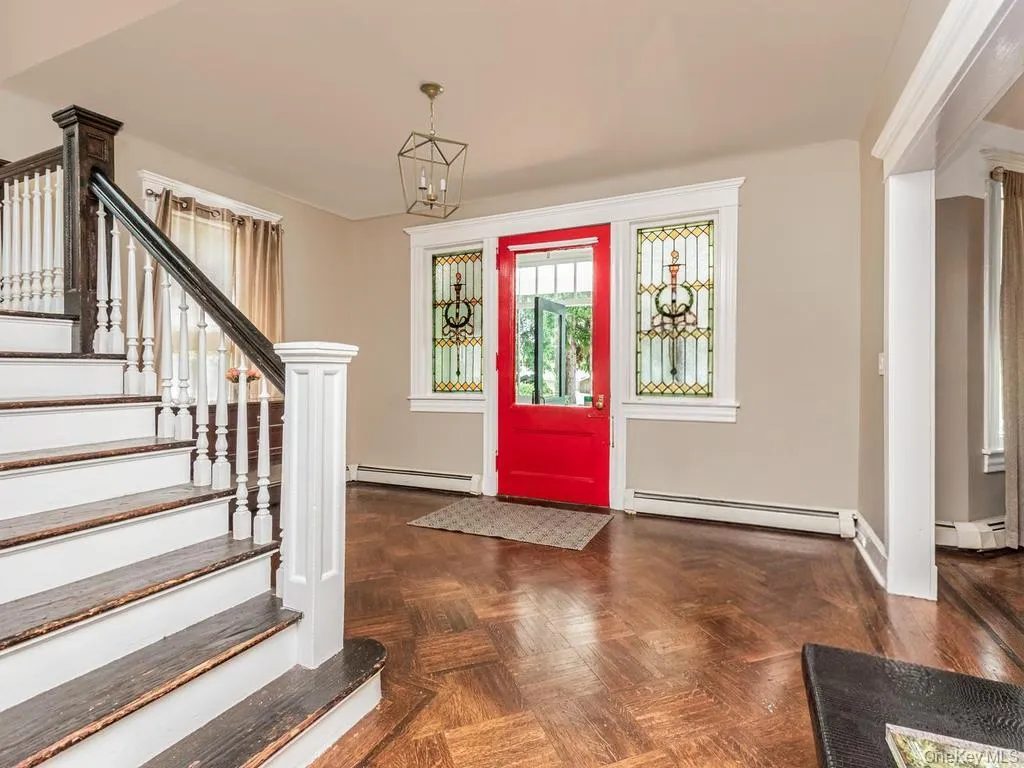 Entry Foyer Entry Foyer