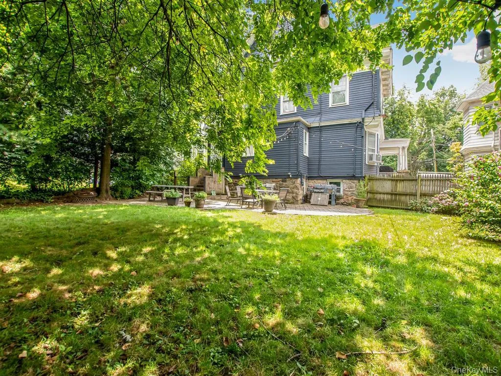 101 Belvedere Drive, Yonkers, NY, 7 Bedrooms Bedrooms, 10 Rooms Rooms,3 BathroomsBathrooms,Residential,For Rent,Belvedere,0,1019933 101 Belvedere Drive, Yonkers, NY, 7 Bedrooms Bedrooms, 10 Rooms Rooms,3 BathroomsBathrooms,Residential,For Rent,Belvedere,0,1019933