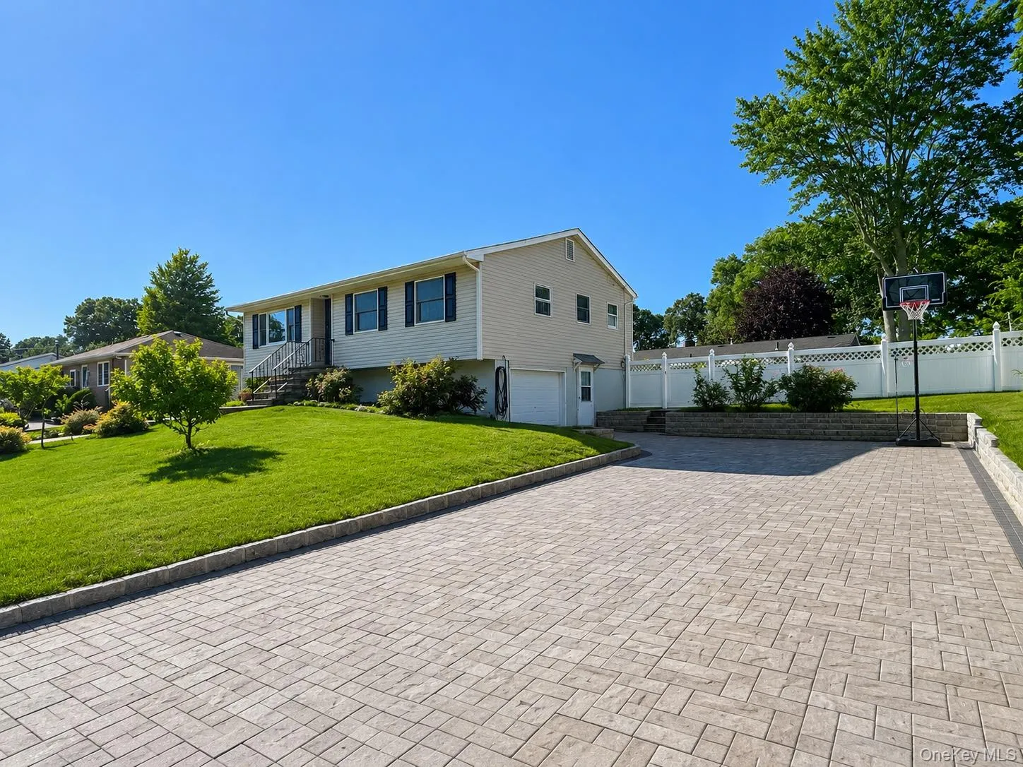 19 Church Street, Brookhaven, NY, 5 Bedrooms Bedrooms, 9 Rooms Rooms,2 BathroomsBathrooms,Residential,For Rent,Church,0,1019934 19 Church Street, Brookhaven, NY, 5 Bedrooms Bedrooms, 9 Rooms Rooms,2 BathroomsBathrooms,Residential,For Rent,Church,0,1019934