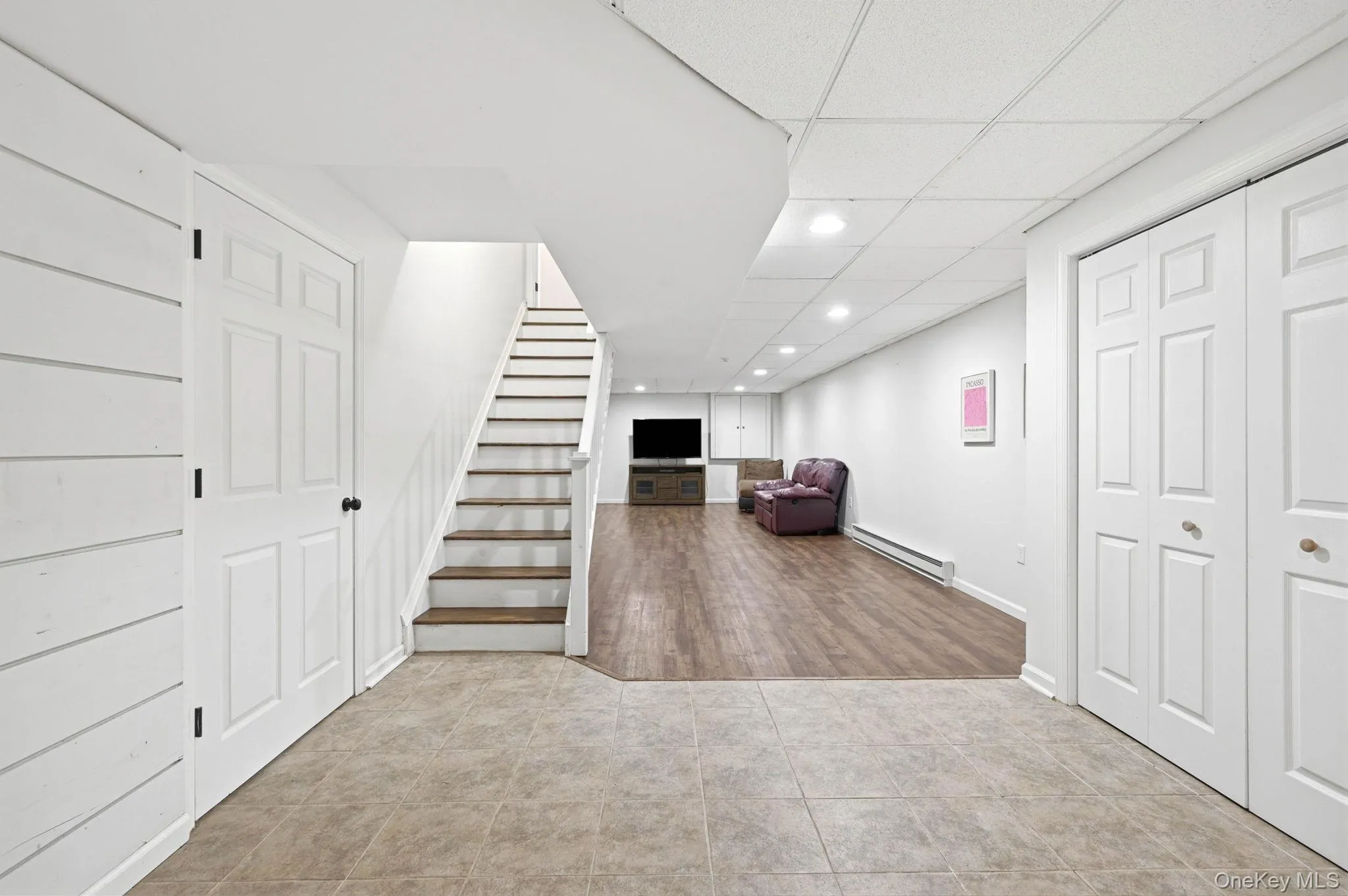 8 Sills Court, Warwick (town), NY, 4 Bedrooms Bedrooms, 9 Rooms Rooms,3 BathroomsBathrooms,Residential,For Rent,Sills,0,1019935 8 Sills Court, Warwick (town), NY, 4 Bedrooms Bedrooms, 9 Rooms Rooms,3 BathroomsBathrooms,Residential,For Rent,Sills,0,1019935