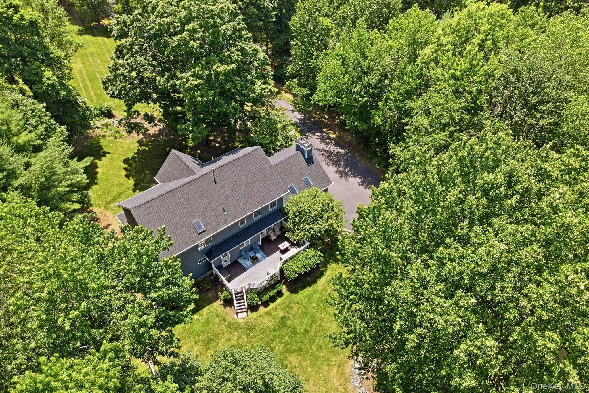 8 Sills Court, Warwick (town), NY, 4 Bedrooms Bedrooms, 9 Rooms Rooms,3 BathroomsBathrooms,Residential,For Rent,Sills,0,1019935 8 Sills Court, Warwick (town), NY, 4 Bedrooms Bedrooms, 9 Rooms Rooms,3 BathroomsBathrooms,Residential,For Rent,Sills,0,1019935