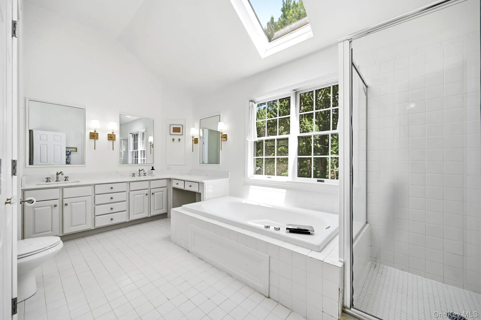 8 Sills Court, Warwick (town), NY, 4 Bedrooms Bedrooms, 9 Rooms Rooms,3 BathroomsBathrooms,Residential,For Rent,Sills,0,1019935 8 Sills Court, Warwick (town), NY, 4 Bedrooms Bedrooms, 9 Rooms Rooms,3 BathroomsBathrooms,Residential,For Rent,Sills,0,1019935