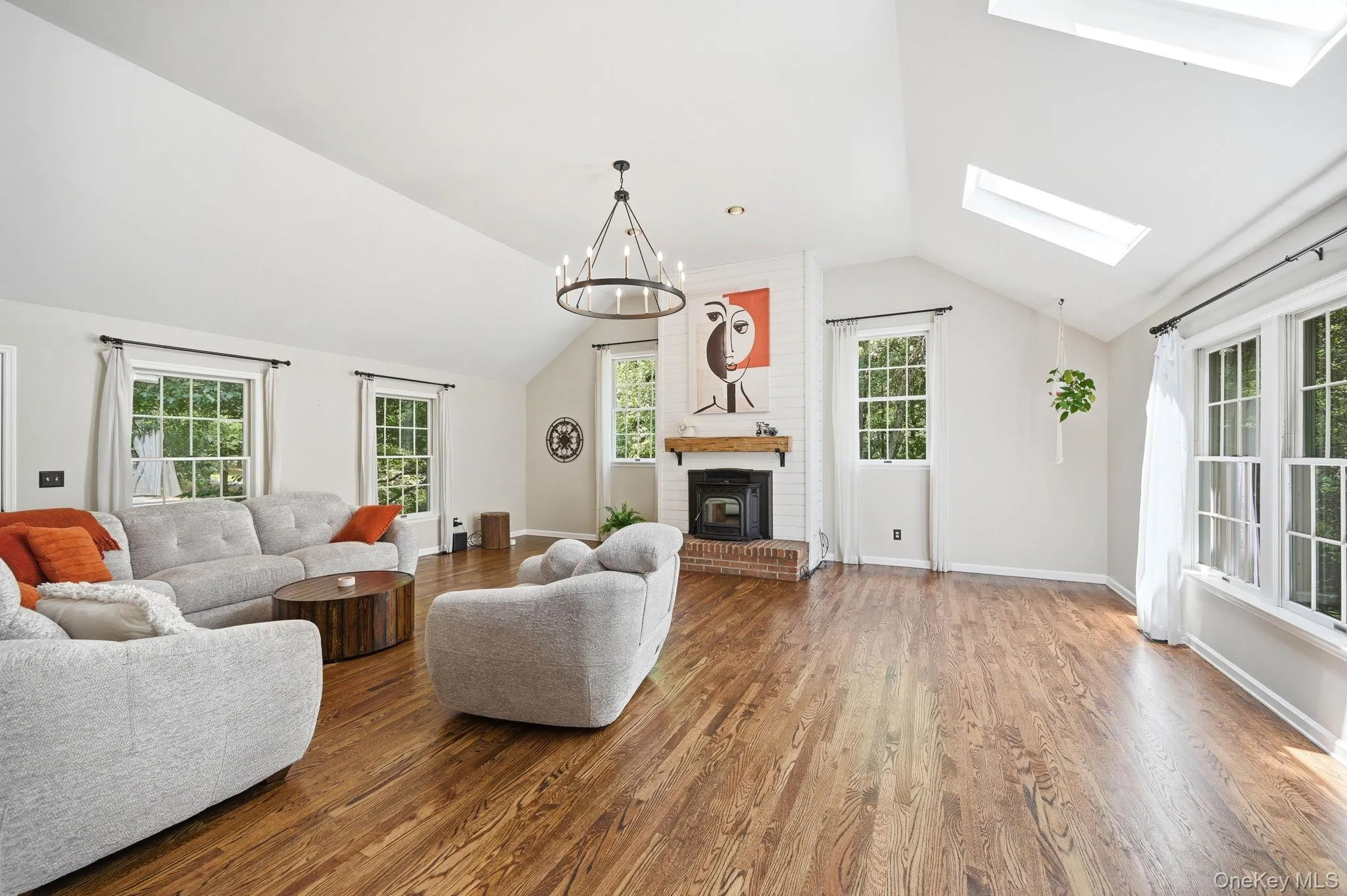 8 Sills Court, Warwick (town), NY, 4 Bedrooms Bedrooms, 9 Rooms Rooms,3 BathroomsBathrooms,Residential,For Rent,Sills,0,1019935 8 Sills Court, Warwick (town), NY, 4 Bedrooms Bedrooms, 9 Rooms Rooms,3 BathroomsBathrooms,Residential,For Rent,Sills,0,1019935