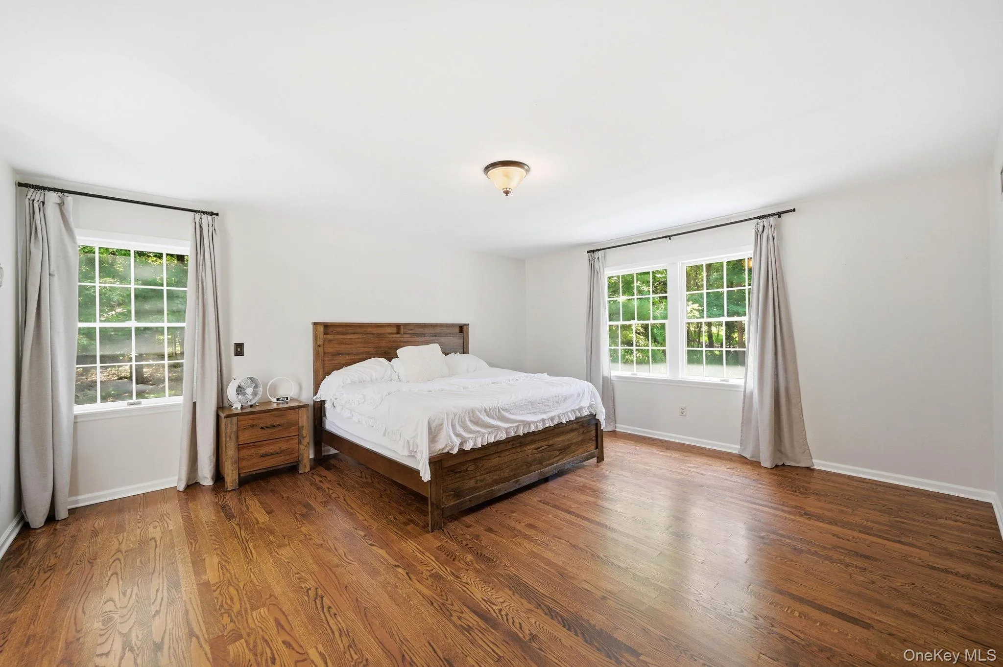 8 Sills Court, Warwick (town), NY, 4 Bedrooms Bedrooms, 9 Rooms Rooms,3 BathroomsBathrooms,Residential,For Rent,Sills,0,1019935 8 Sills Court, Warwick (town), NY, 4 Bedrooms Bedrooms, 9 Rooms Rooms,3 BathroomsBathrooms,Residential,For Rent,Sills,0,1019935