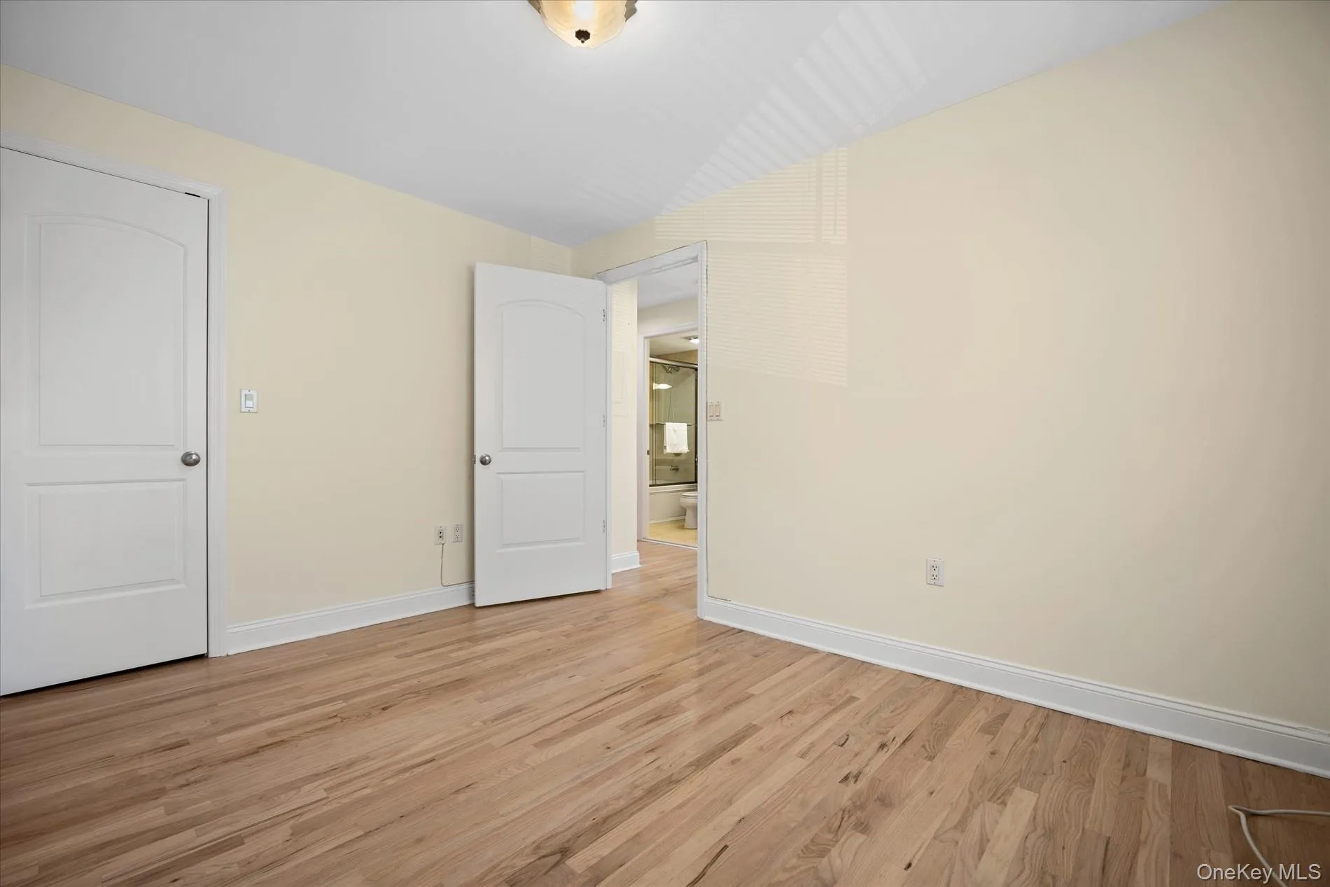 188 Beach 101st Street, New York, NY, 2 Bedrooms Bedrooms, 5 Rooms Rooms,2 BathroomsBathrooms,Residential,For Rent,Beach 101st,0,1019938 188 Beach 101st Street, New York, NY, 2 Bedrooms Bedrooms, 5 Rooms Rooms,2 BathroomsBathrooms,Residential,For Rent,Beach 101st,0,1019938