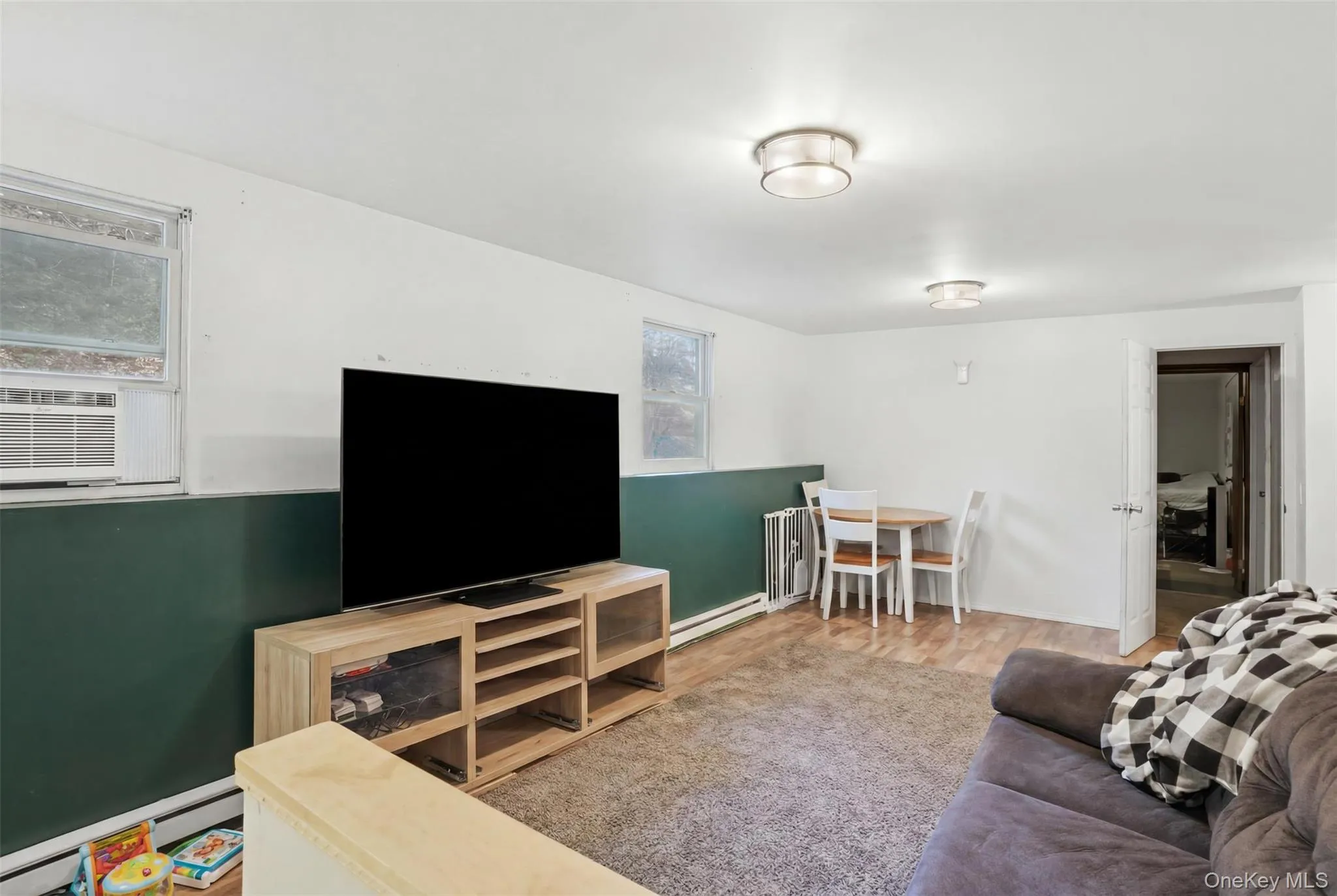 4 Riverside Drive, Shawangunk, NY, 4 Bedrooms Bedrooms, 9 Rooms Rooms,3 BathroomsBathrooms,Residential,For Rent,Riverside,0,1019939 4 Riverside Drive, Shawangunk, NY, 4 Bedrooms Bedrooms, 9 Rooms Rooms,3 BathroomsBathrooms,Residential,For Rent,Riverside,0,1019939