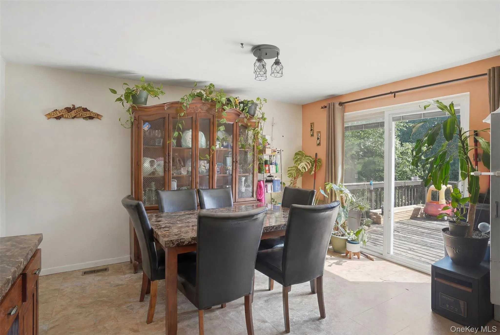 4 Riverside Drive, Shawangunk, NY, 4 Bedrooms Bedrooms, 9 Rooms Rooms,3 BathroomsBathrooms,Residential,For Rent,Riverside,0,1019939 4 Riverside Drive, Shawangunk, NY, 4 Bedrooms Bedrooms, 9 Rooms Rooms,3 BathroomsBathrooms,Residential,For Rent,Riverside,0,1019939