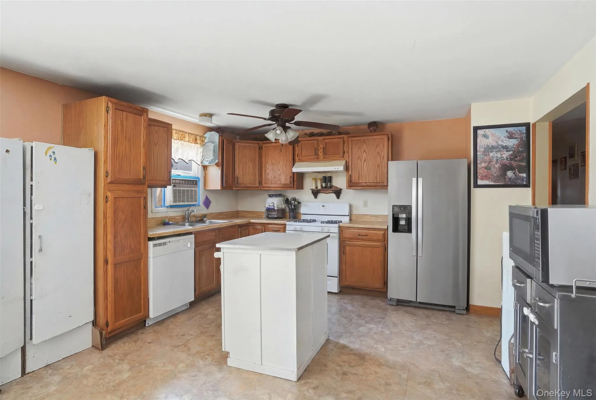 4 Riverside Drive, Shawangunk, NY, 4 Bedrooms Bedrooms, 9 Rooms Rooms,3 BathroomsBathrooms,Residential,For Rent,Riverside,0,1019939 4 Riverside Drive, Shawangunk, NY, 4 Bedrooms Bedrooms, 9 Rooms Rooms,3 BathroomsBathrooms,Residential,For Rent,Riverside,0,1019939