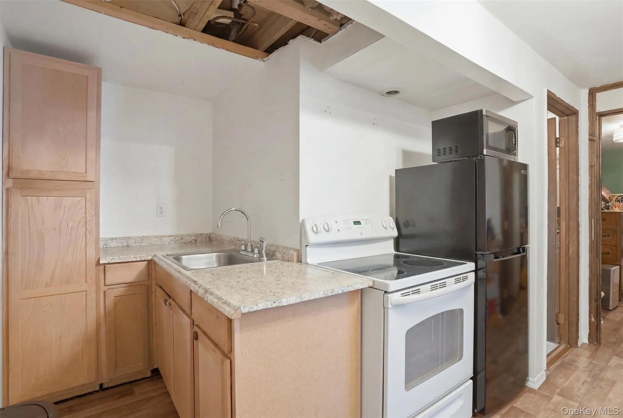 4 Riverside Drive, Shawangunk, NY, 4 Bedrooms Bedrooms, 9 Rooms Rooms,3 BathroomsBathrooms,Residential,For Rent,Riverside,0,1019939 4 Riverside Drive, Shawangunk, NY, 4 Bedrooms Bedrooms, 9 Rooms Rooms,3 BathroomsBathrooms,Residential,For Rent,Riverside,0,1019939