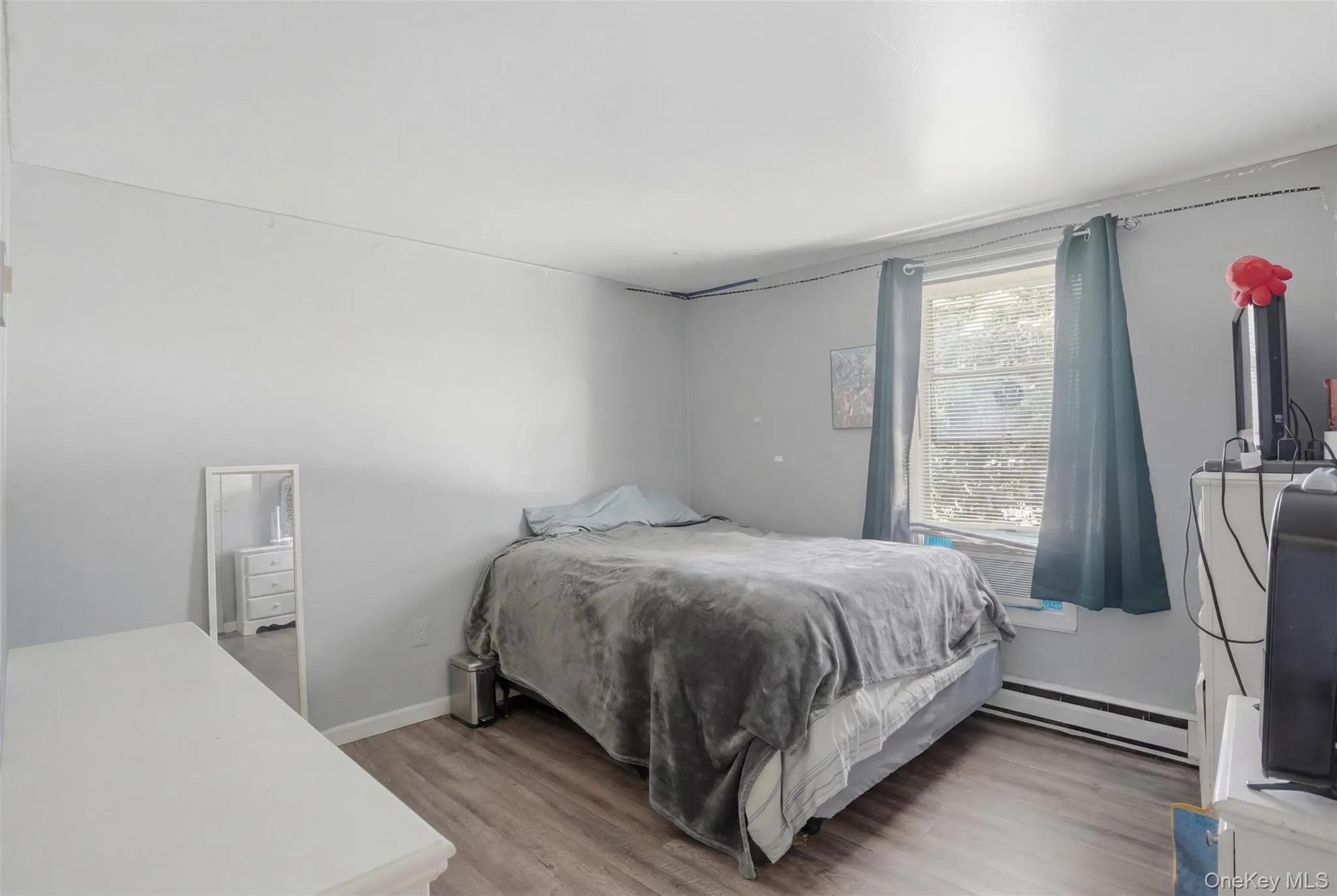4 Riverside Drive, Shawangunk, NY, 4 Bedrooms Bedrooms, 9 Rooms Rooms,3 BathroomsBathrooms,Residential,For Rent,Riverside,0,1019939 4 Riverside Drive, Shawangunk, NY, 4 Bedrooms Bedrooms, 9 Rooms Rooms,3 BathroomsBathrooms,Residential,For Rent,Riverside,0,1019939