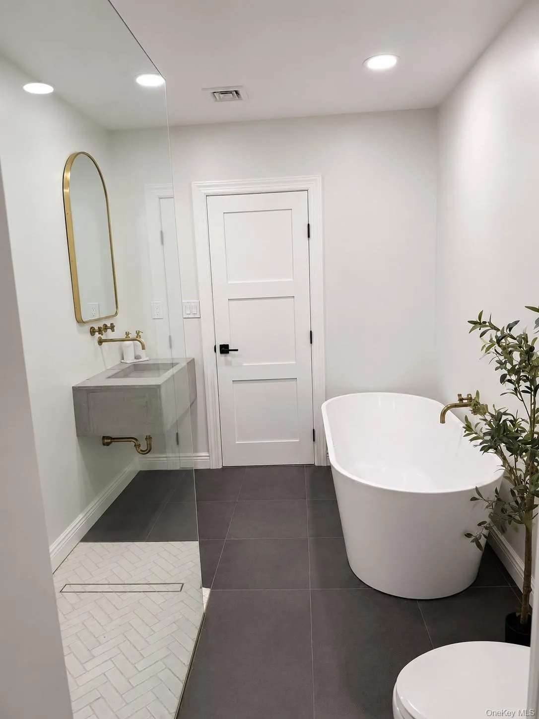 1396 Stephen Marc Lane, Hempstead, NY, 4 Bedrooms Bedrooms, 11 Rooms Rooms,2 BathroomsBathrooms,Residential,For Rent,Stephen Marc,0,1019942 1396 Stephen Marc Lane, Hempstead, NY, 4 Bedrooms Bedrooms, 11 Rooms Rooms,2 BathroomsBathrooms,Residential,For Rent,Stephen Marc,0,1019942