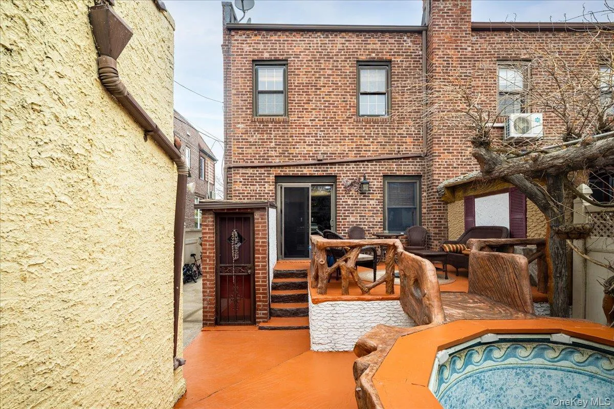 217-16 48th Avenue, New York, NY, 3 Bedrooms Bedrooms, 8 Rooms Rooms,3 BathroomsBathrooms,Residential,For Rent,48th,0,1019951 217-16 48th Avenue, New York, NY, 3 Bedrooms Bedrooms, 8 Rooms Rooms,3 BathroomsBathrooms,Residential,For Rent,48th,0,1019951