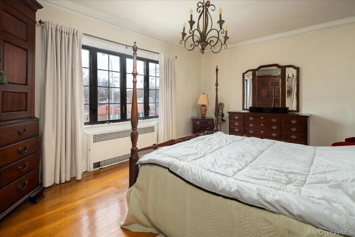 217-16 48th Avenue, New York, NY, 3 Bedrooms Bedrooms, 8 Rooms Rooms,3 BathroomsBathrooms,Residential,For Rent,48th,0,1019951 217-16 48th Avenue, New York, NY, 3 Bedrooms Bedrooms, 8 Rooms Rooms,3 BathroomsBathrooms,Residential,For Rent,48th,0,1019951