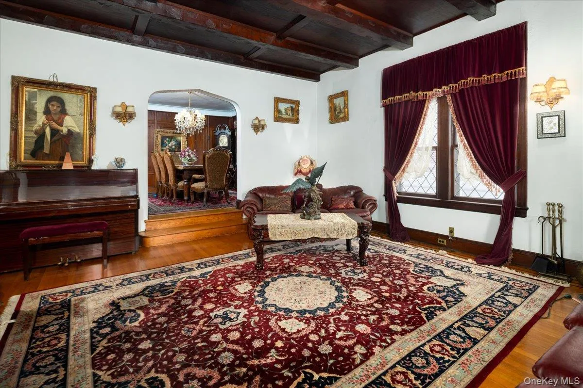 217-16 48th Avenue, New York, NY, 3 Bedrooms Bedrooms, 8 Rooms Rooms,3 BathroomsBathrooms,Residential,For Rent,48th,0,1019951 217-16 48th Avenue, New York, NY, 3 Bedrooms Bedrooms, 8 Rooms Rooms,3 BathroomsBathrooms,Residential,For Rent,48th,0,1019951