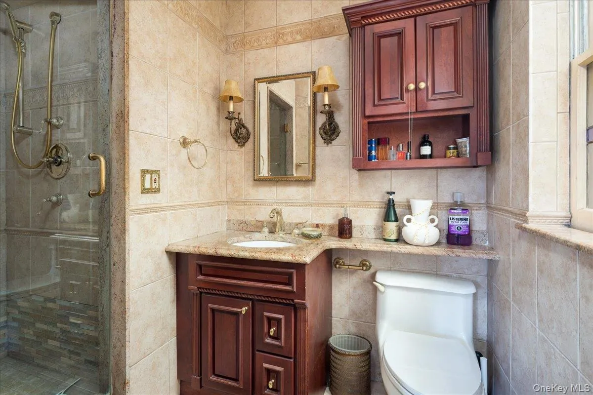 217-16 48th Avenue, New York, NY, 3 Bedrooms Bedrooms, 8 Rooms Rooms,3 BathroomsBathrooms,Residential,For Rent,48th,0,1019951 217-16 48th Avenue, New York, NY, 3 Bedrooms Bedrooms, 8 Rooms Rooms,3 BathroomsBathrooms,Residential,For Rent,48th,0,1019951