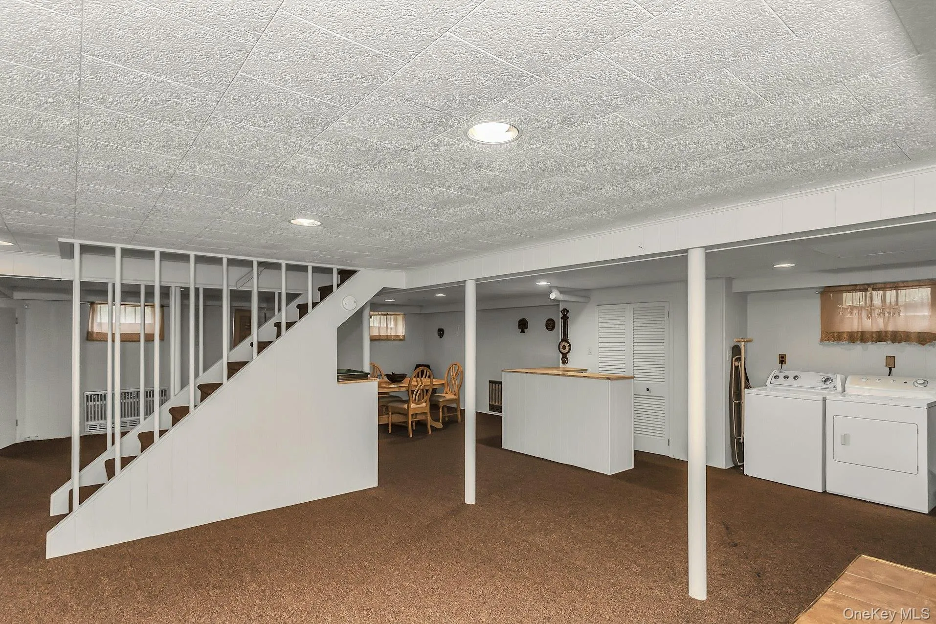 2782 Harvey Avenue, Hempstead, NY, 4 Bedrooms Bedrooms, 9 Rooms Rooms,2 BathroomsBathrooms,Residential,For Rent,Harvey,0,1019952 2782 Harvey Avenue, Hempstead, NY, 4 Bedrooms Bedrooms, 9 Rooms Rooms,2 BathroomsBathrooms,Residential,For Rent,Harvey,0,1019952