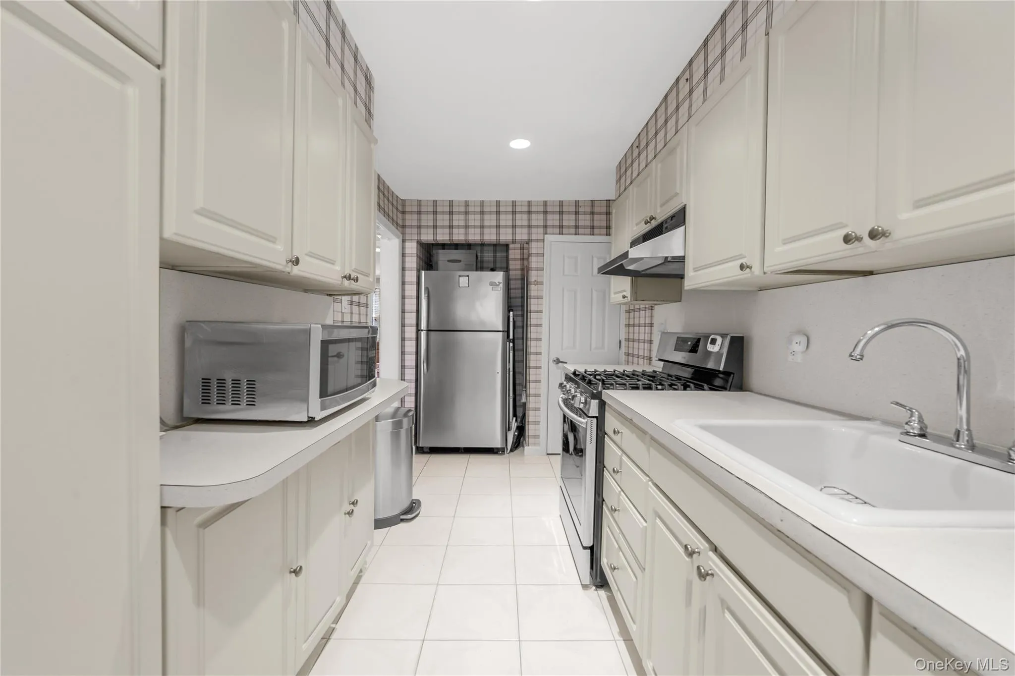 1934 29th Street, New York, NY, 5 Bedrooms Bedrooms, 10 Rooms Rooms,2 BathroomsBathrooms,Residential,For Rent,29th,0,1019954 1934 29th Street, New York, NY, 5 Bedrooms Bedrooms, 10 Rooms Rooms,2 BathroomsBathrooms,Residential,For Rent,29th,0,1019954