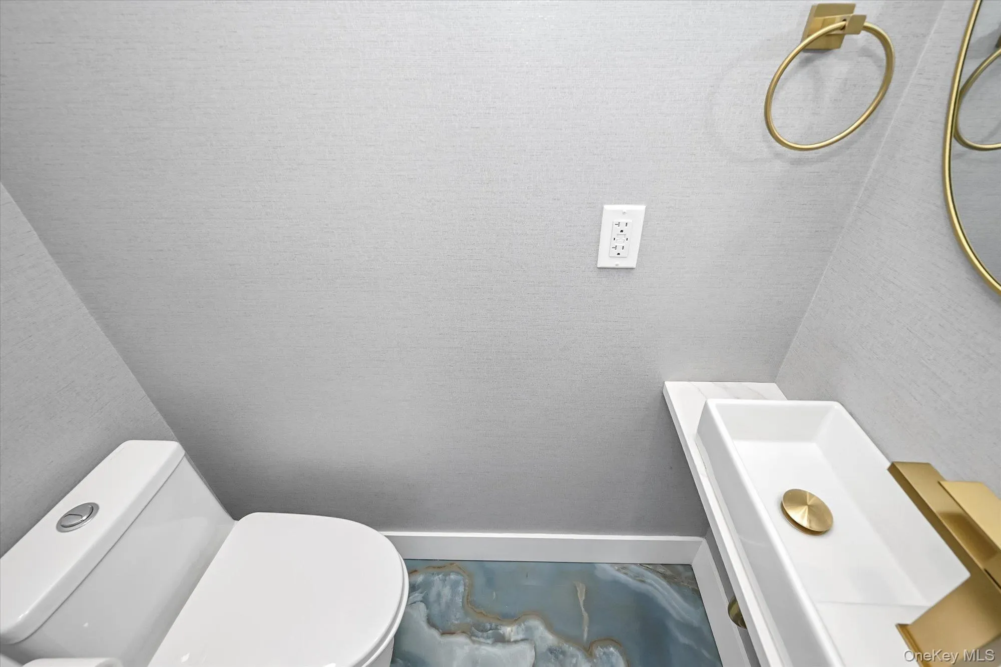 138-08 76th Avenue, New York, NY, 3 Bedrooms Bedrooms, 6 Rooms Rooms,2 BathroomsBathrooms,Residential,For Rent,76th,0,1019955 138-08 76th Avenue, New York, NY, 3 Bedrooms Bedrooms, 6 Rooms Rooms,2 BathroomsBathrooms,Residential,For Rent,76th,0,1019955