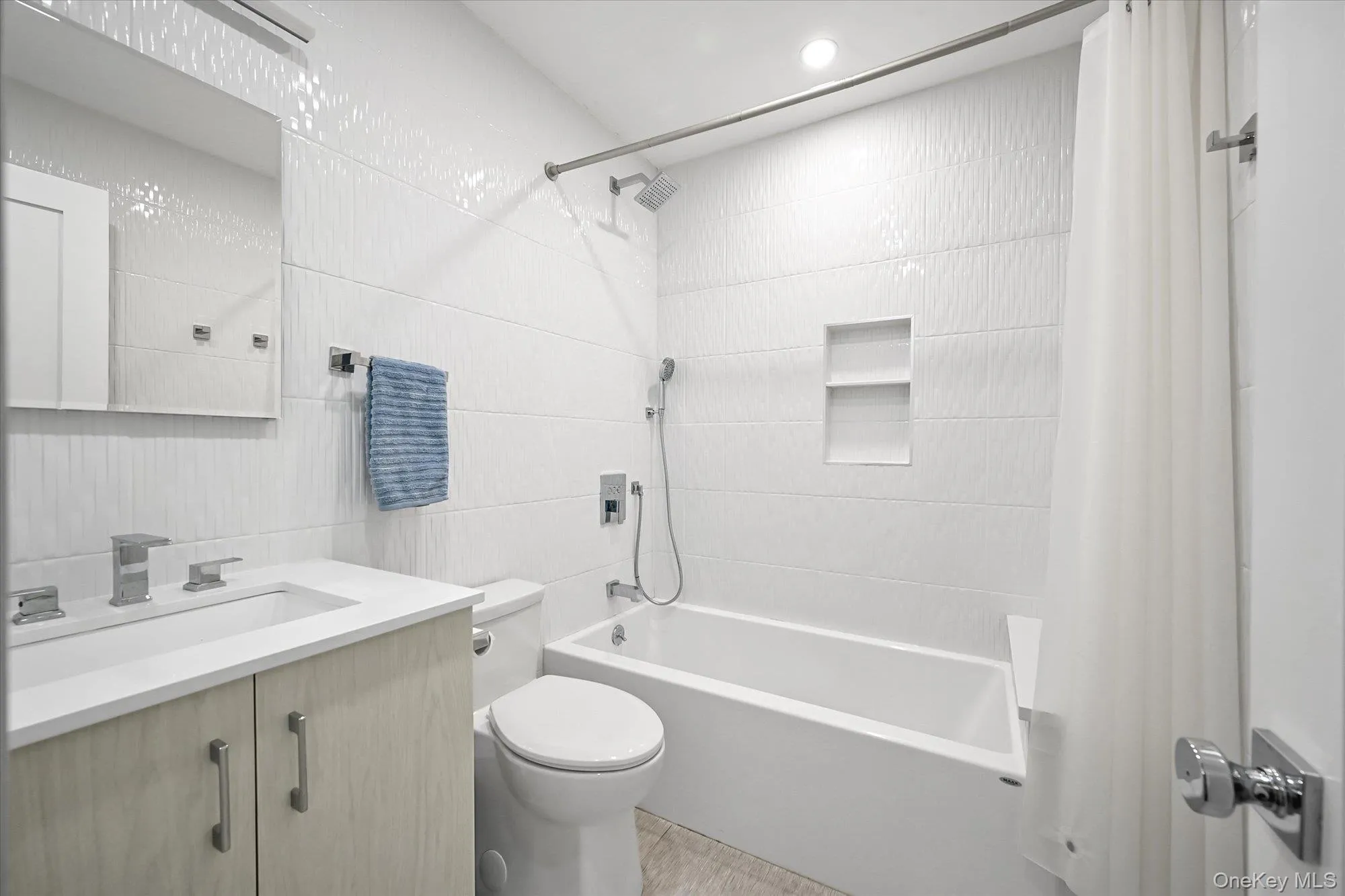 138-08 76th Avenue, New York, NY, 3 Bedrooms Bedrooms, 6 Rooms Rooms,2 BathroomsBathrooms,Residential,For Rent,76th,0,1019955 138-08 76th Avenue, New York, NY, 3 Bedrooms Bedrooms, 6 Rooms Rooms,2 BathroomsBathrooms,Residential,For Rent,76th,0,1019955