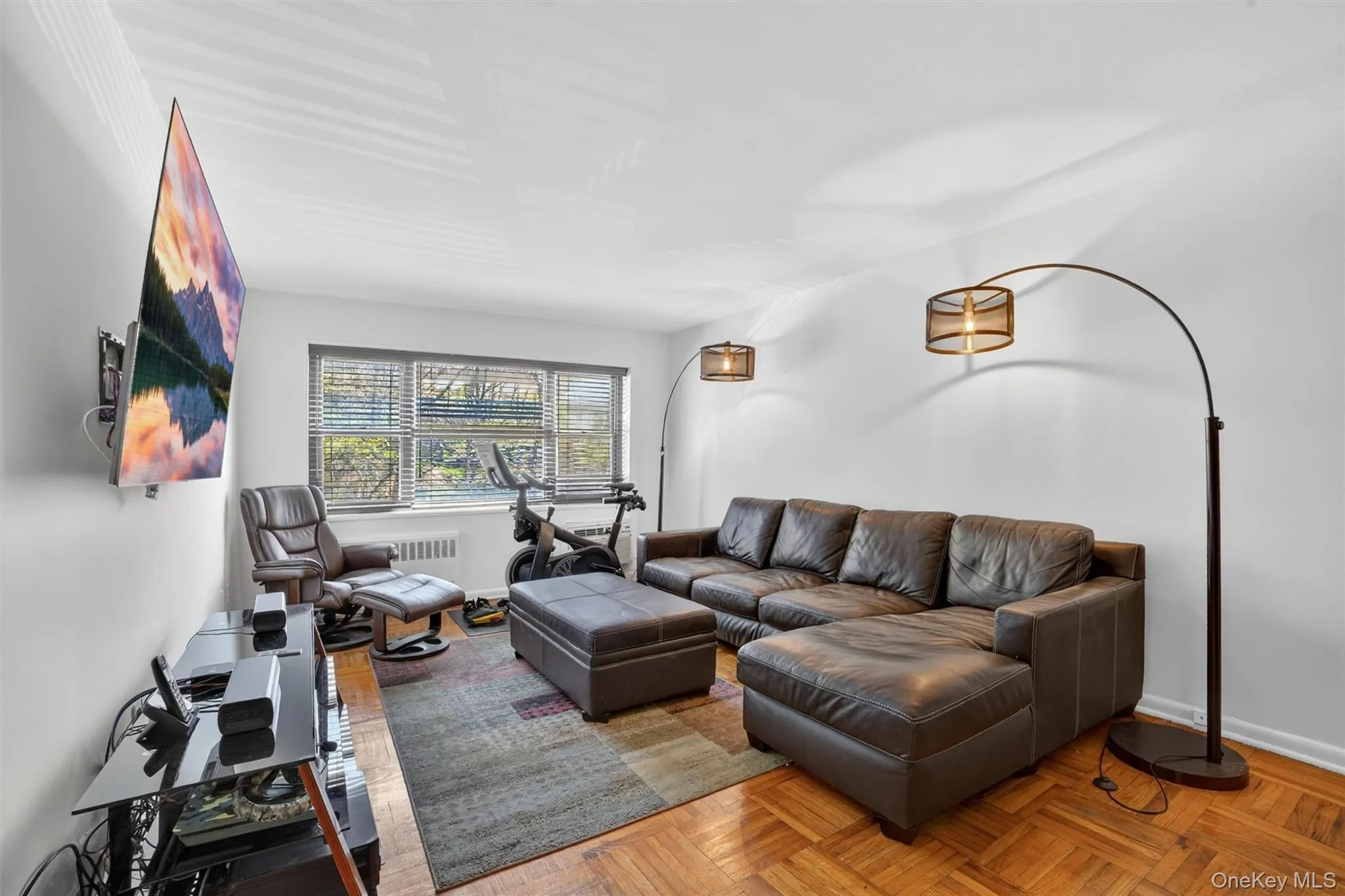 222 Broadway, Yonkers, NY, 1 Bedroom Bedrooms, 4 Rooms Rooms,1 BathroomBathrooms,Residential Lease,For Rent,Broadway,0,1019956 222 Broadway, Yonkers, NY, 1 Bedroom Bedrooms, 4 Rooms Rooms,1 BathroomBathrooms,Residential Lease,For Rent,Broadway,0,1019956