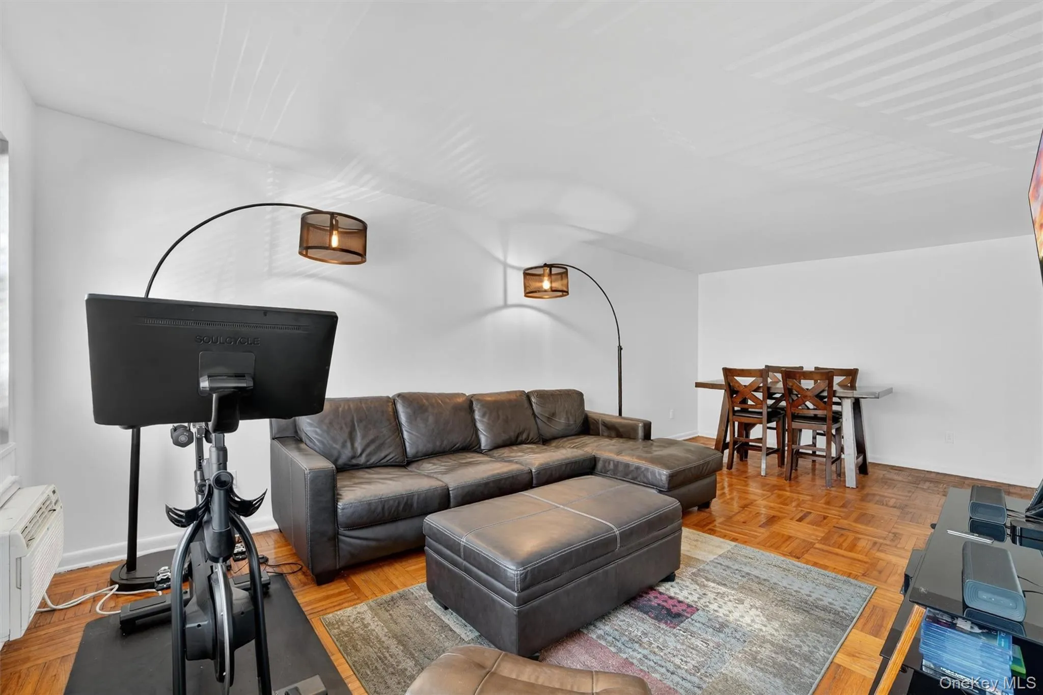222 Broadway, Yonkers, NY, 1 Bedroom Bedrooms, 4 Rooms Rooms,1 BathroomBathrooms,Residential Lease,For Rent,Broadway,0,1019956 222 Broadway, Yonkers, NY, 1 Bedroom Bedrooms, 4 Rooms Rooms,1 BathroomBathrooms,Residential Lease,For Rent,Broadway,0,1019956