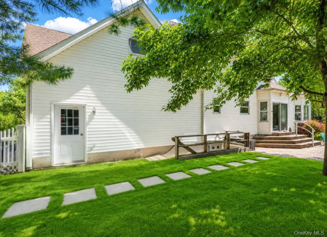 4 Pheasant Court, Riverhead, NY, 4 Bedrooms Bedrooms, 8 Rooms Rooms,2 BathroomsBathrooms,Residential,For Rent,Pheasant,0,1019957 4 Pheasant Court, Riverhead, NY, 4 Bedrooms Bedrooms, 8 Rooms Rooms,2 BathroomsBathrooms,Residential,For Rent,Pheasant,0,1019957