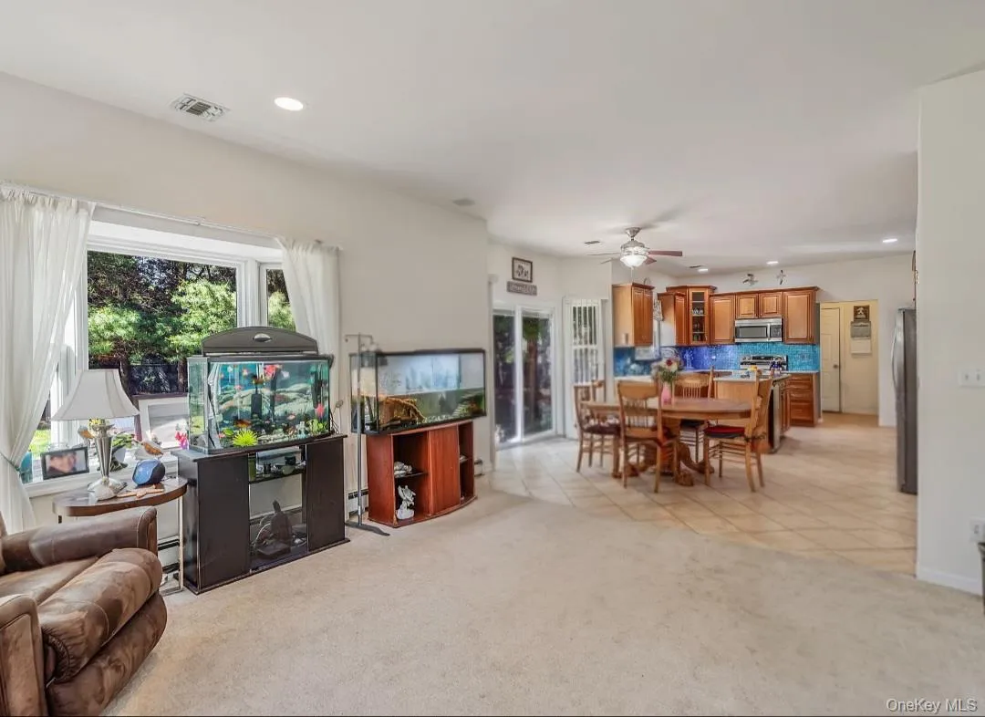 4 Pheasant Court, Riverhead, NY, 4 Bedrooms Bedrooms, 8 Rooms Rooms,2 BathroomsBathrooms,Residential,For Rent,Pheasant,0,1019957 4 Pheasant Court, Riverhead, NY, 4 Bedrooms Bedrooms, 8 Rooms Rooms,2 BathroomsBathrooms,Residential,For Rent,Pheasant,0,1019957