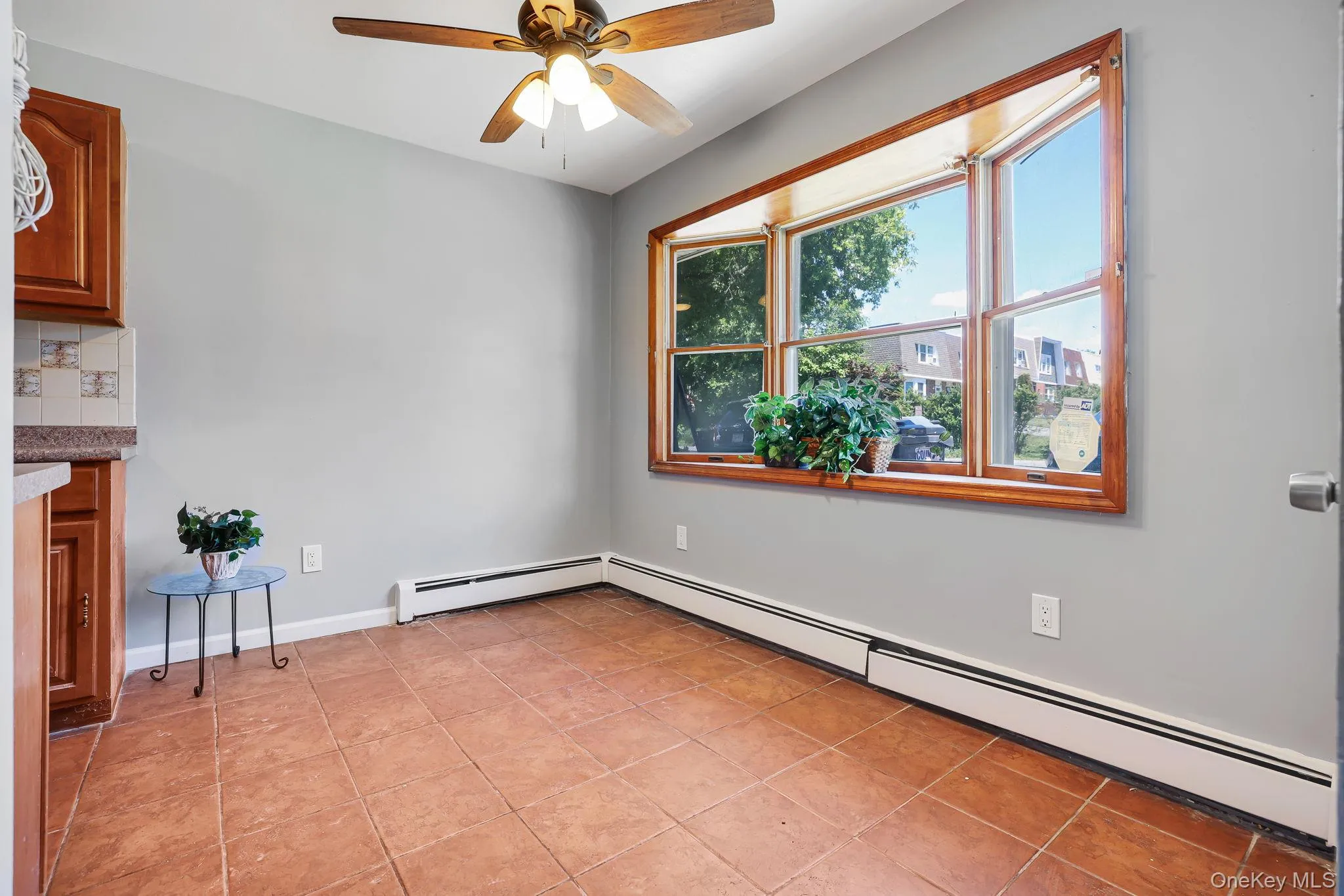 66 Patio Road, Middletown, NY, 3 Bedrooms Bedrooms, 7 Rooms Rooms,1 BathroomBathrooms,Residential,For Rent,Patio,0,1019958 66 Patio Road, Middletown, NY, 3 Bedrooms Bedrooms, 7 Rooms Rooms,1 BathroomBathrooms,Residential,For Rent,Patio,0,1019958