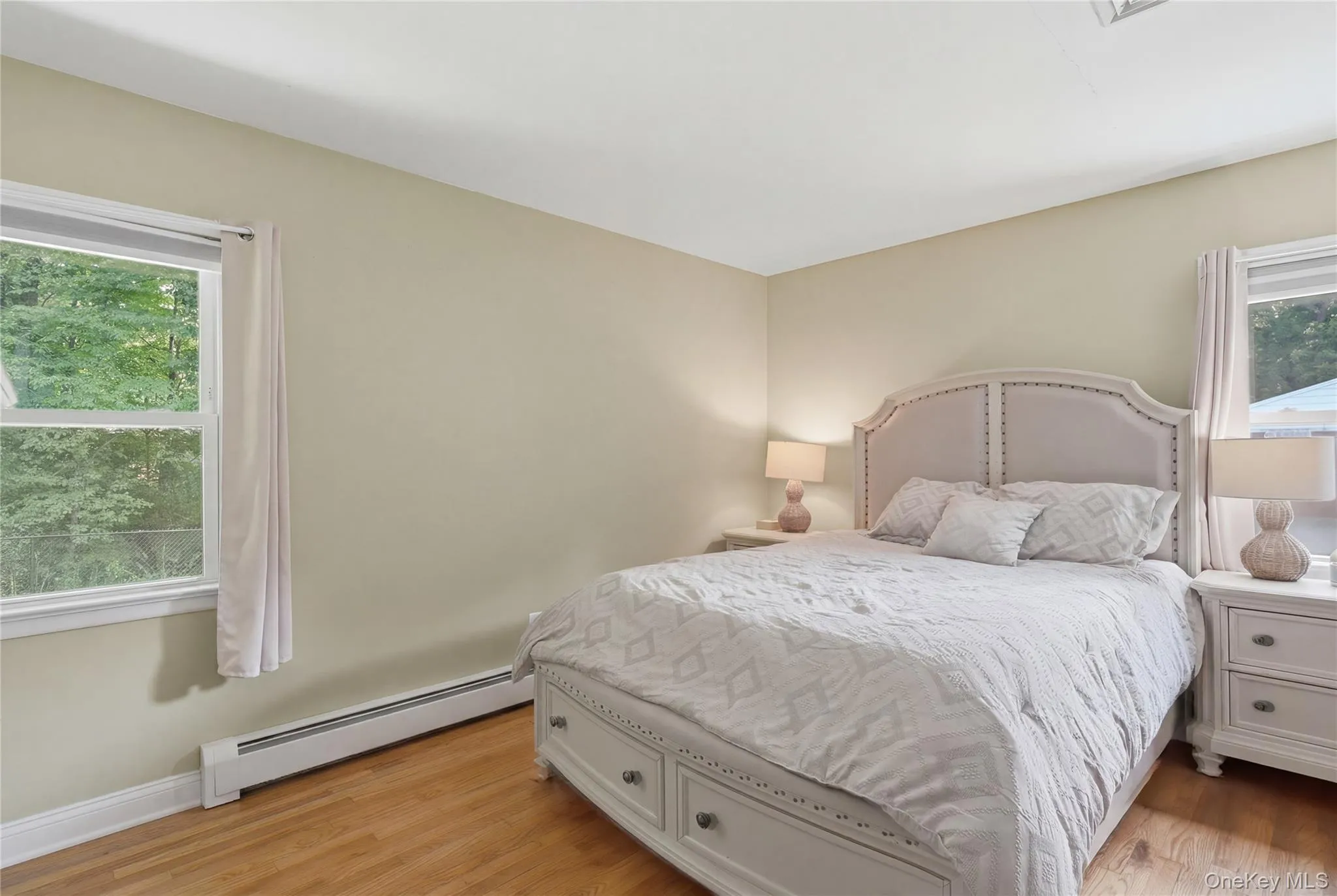 26 Garden Drive, New Windsor, NY, 3 Bedrooms Bedrooms, 8 Rooms Rooms,1 BathroomBathrooms,Residential,For Rent,Garden,0,1019959 26 Garden Drive, New Windsor, NY, 3 Bedrooms Bedrooms, 8 Rooms Rooms,1 BathroomBathrooms,Residential,For Rent,Garden,0,1019959