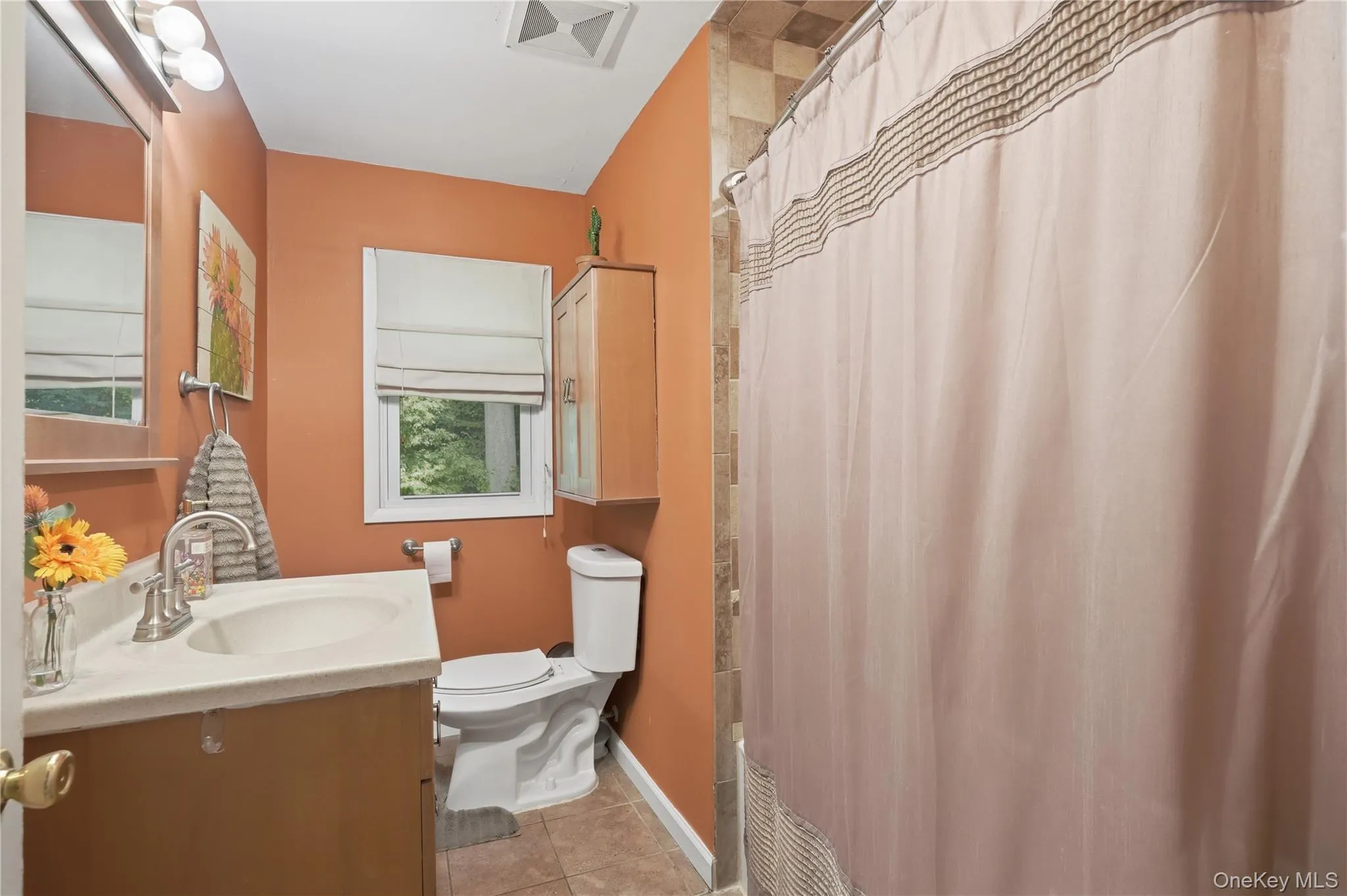 26 Garden Drive, New Windsor, NY, 3 Bedrooms Bedrooms, 8 Rooms Rooms,1 BathroomBathrooms,Residential,For Rent,Garden,0,1019959 26 Garden Drive, New Windsor, NY, 3 Bedrooms Bedrooms, 8 Rooms Rooms,1 BathroomBathrooms,Residential,For Rent,Garden,0,1019959