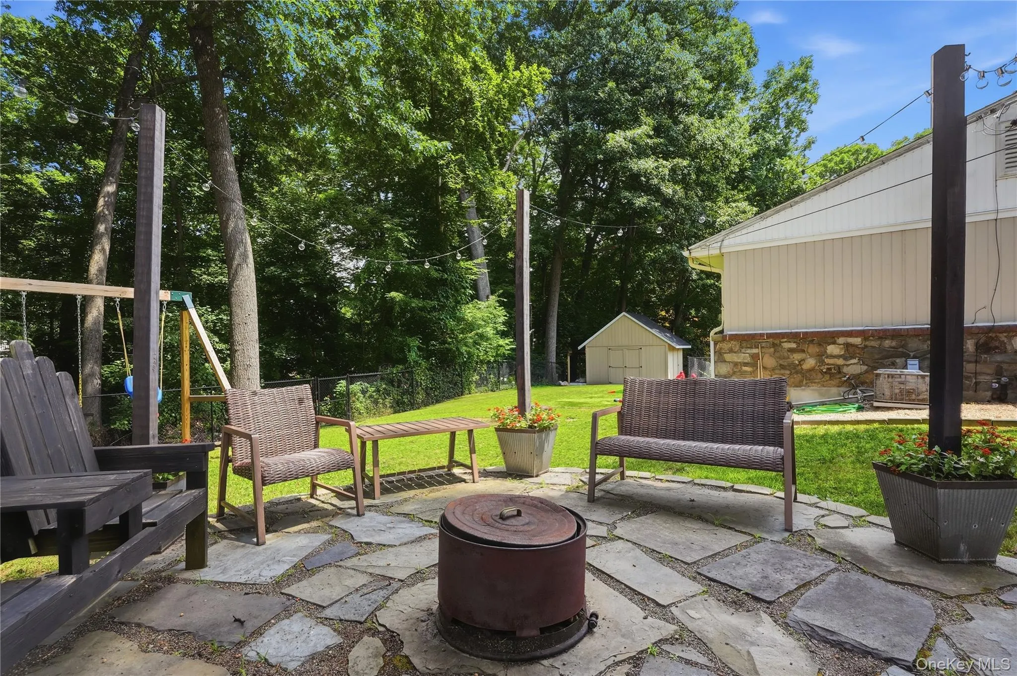 26 Garden Drive, New Windsor, NY, 3 Bedrooms Bedrooms, 8 Rooms Rooms,1 BathroomBathrooms,Residential,For Rent,Garden,0,1019959 26 Garden Drive, New Windsor, NY, 3 Bedrooms Bedrooms, 8 Rooms Rooms,1 BathroomBathrooms,Residential,For Rent,Garden,0,1019959
