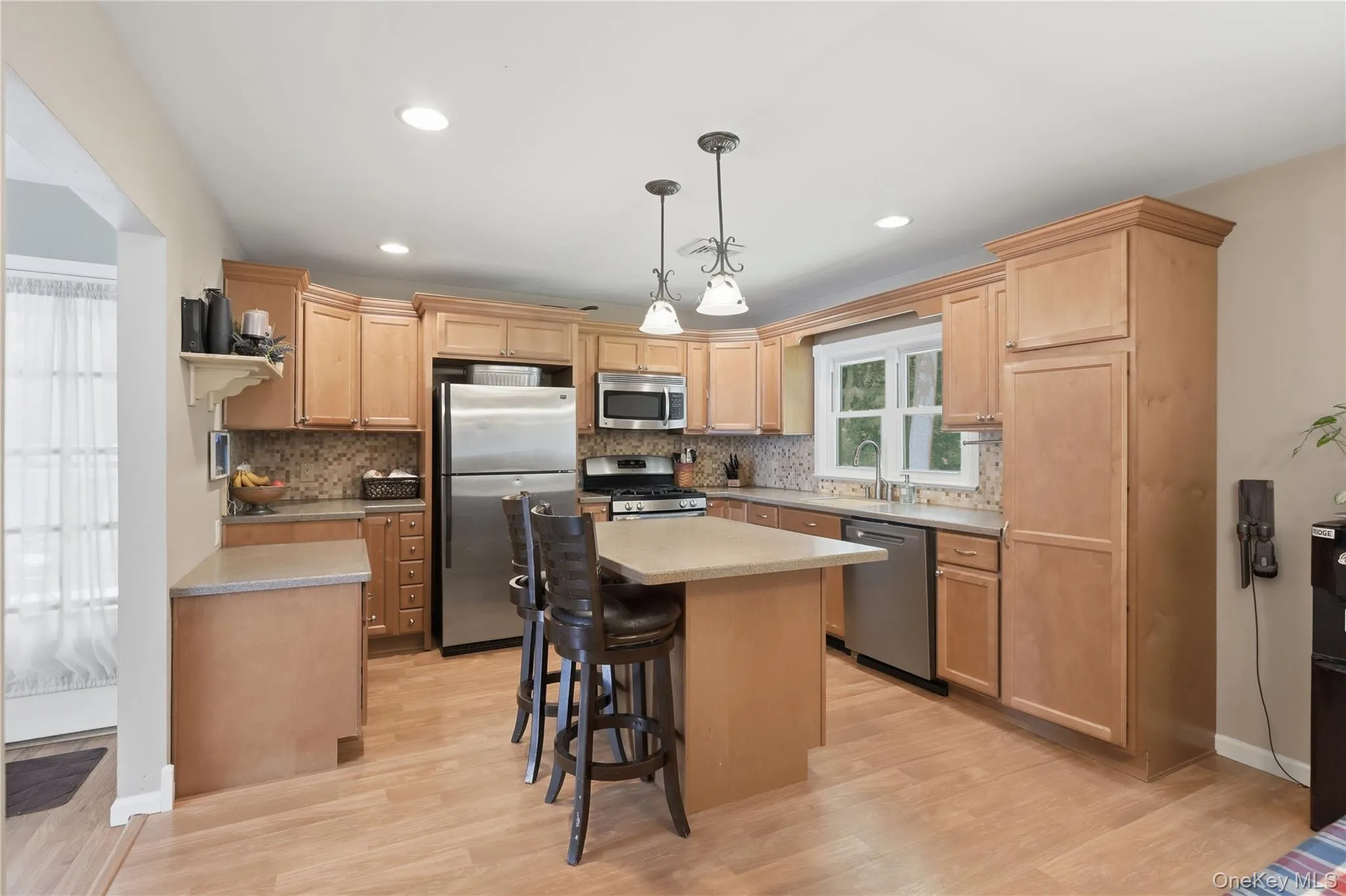 26 Garden Drive, New Windsor, NY, 3 Bedrooms Bedrooms, 8 Rooms Rooms,1 BathroomBathrooms,Residential,For Rent,Garden,0,1019959 26 Garden Drive, New Windsor, NY, 3 Bedrooms Bedrooms, 8 Rooms Rooms,1 BathroomBathrooms,Residential,For Rent,Garden,0,1019959
