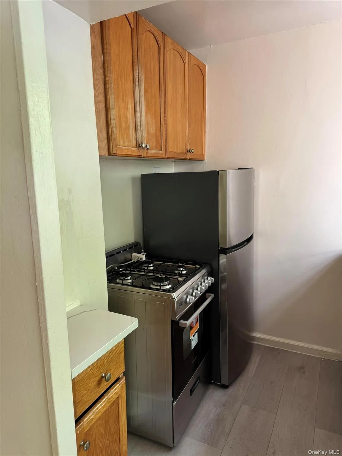 9834 63rd Drive, New York, NY, 3 Rooms Rooms,1 BathroomBathrooms,Residential,For Rent,63rd,0,1019963 9834 63rd Drive, New York, NY, 3 Rooms Rooms,1 BathroomBathrooms,Residential,For Rent,63rd,0,1019963