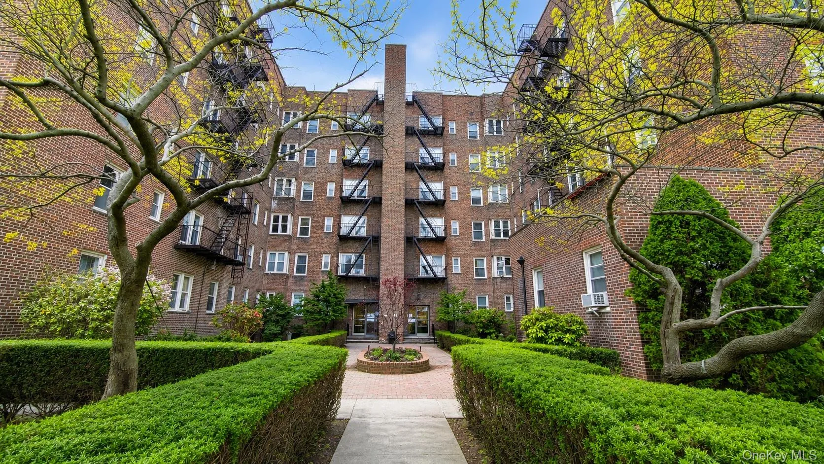 84-49 168th Street, New York, NY, 1 Bedroom Bedrooms, 3 Rooms Rooms,1 BathroomBathrooms,Residential,For Rent,168th,0,1019965 84-49 168th Street, New York, NY, 1 Bedroom Bedrooms, 3 Rooms Rooms,1 BathroomBathrooms,Residential,For Rent,168th,0,1019965