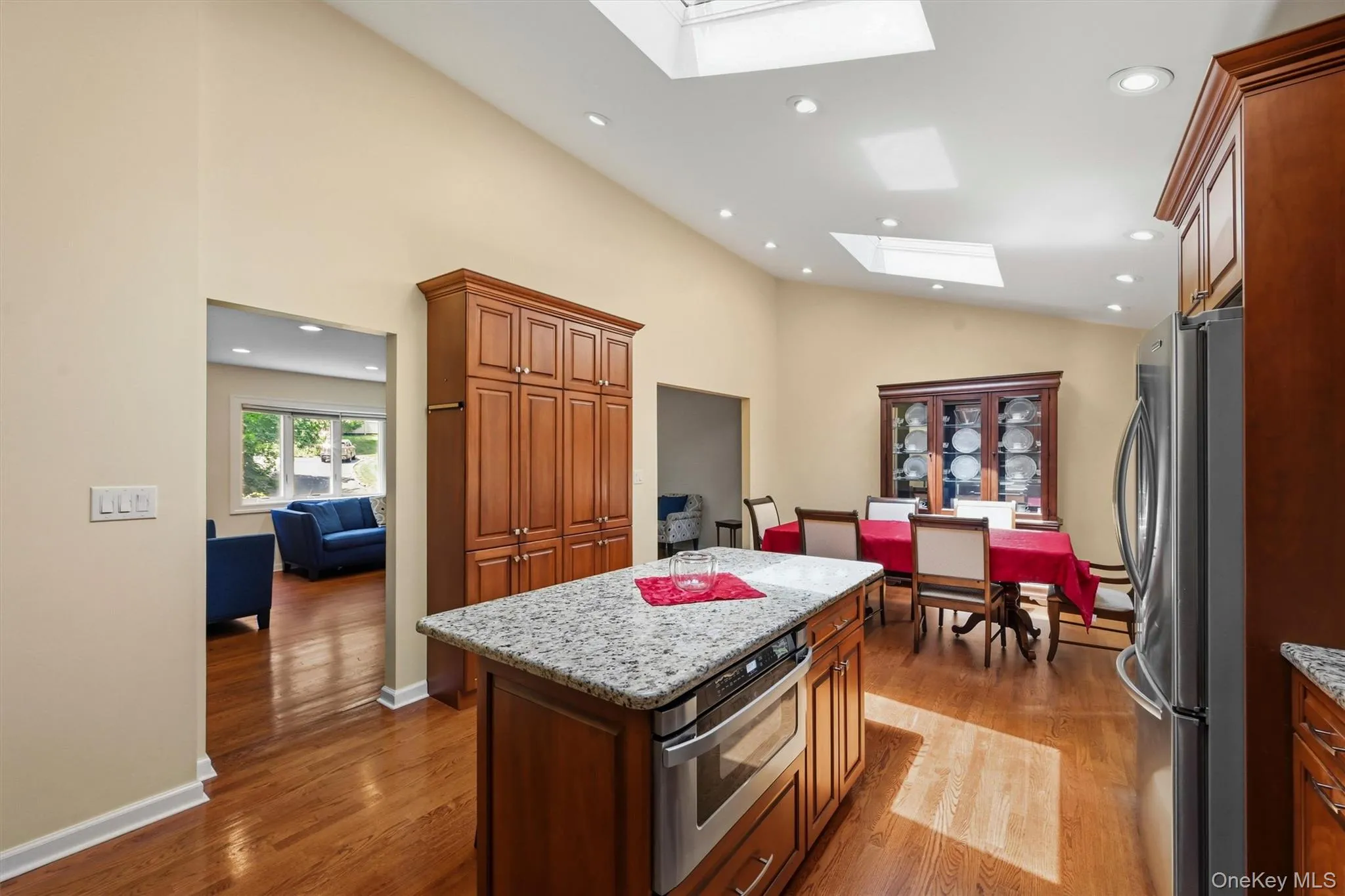 21 Arbor Lane, Clarkstown, NY, 4 Bedrooms Bedrooms, 8 Rooms Rooms,3 BathroomsBathrooms,Residential,For Rent,Arbor,0,1019969 21 Arbor Lane, Clarkstown, NY, 4 Bedrooms Bedrooms, 8 Rooms Rooms,3 BathroomsBathrooms,Residential,For Rent,Arbor,0,1019969