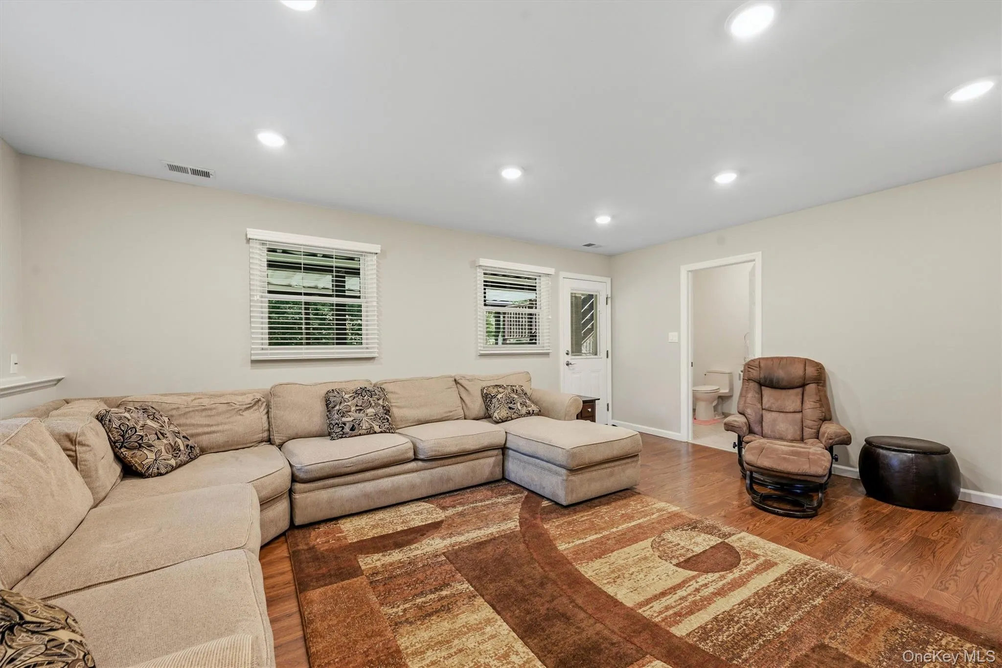 21 Arbor Lane, Clarkstown, NY, 4 Bedrooms Bedrooms, 8 Rooms Rooms,3 BathroomsBathrooms,Residential,For Rent,Arbor,0,1019969 21 Arbor Lane, Clarkstown, NY, 4 Bedrooms Bedrooms, 8 Rooms Rooms,3 BathroomsBathrooms,Residential,For Rent,Arbor,0,1019969