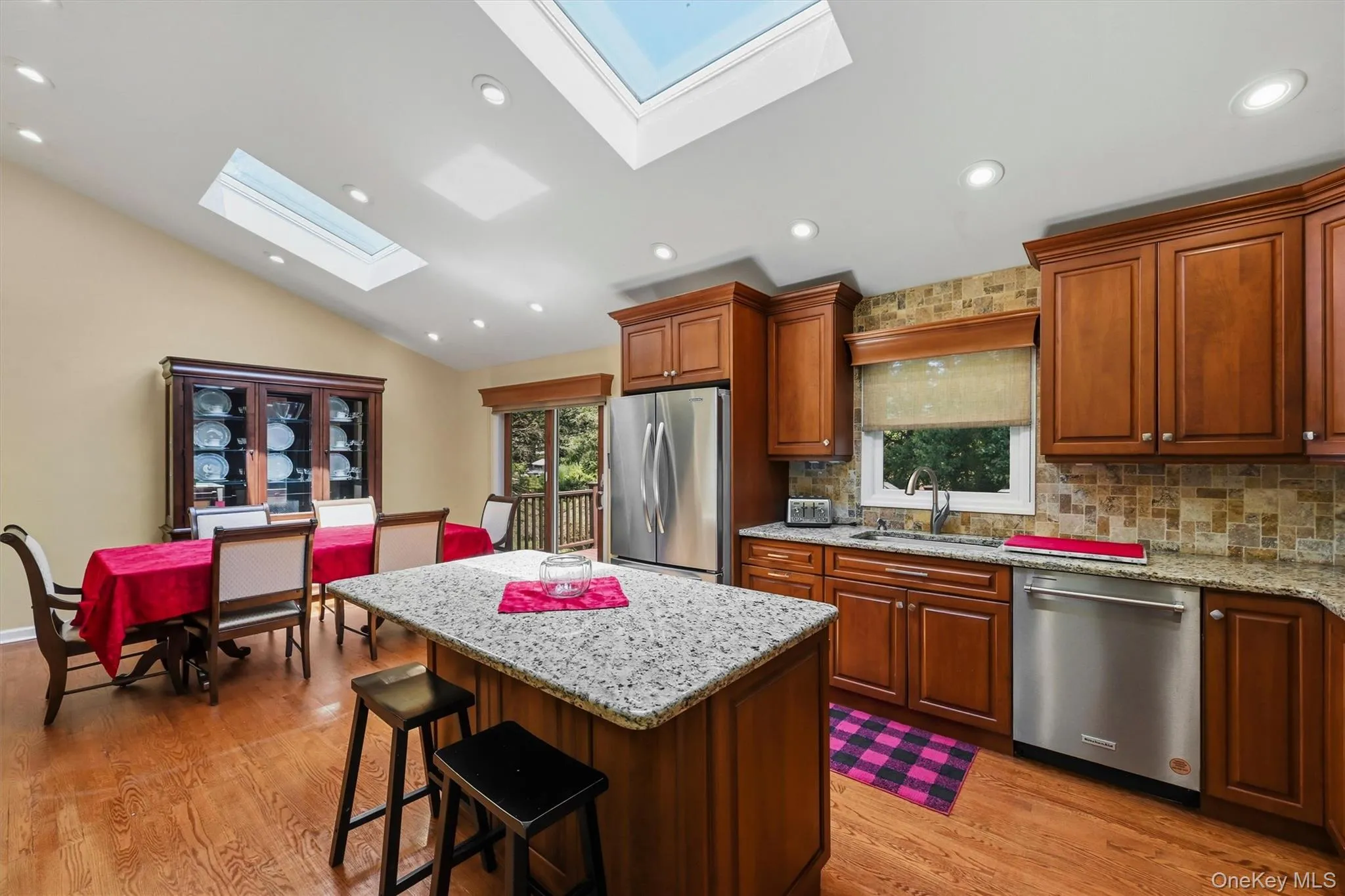 21 Arbor Lane, Clarkstown, NY, 4 Bedrooms Bedrooms, 8 Rooms Rooms,3 BathroomsBathrooms,Residential,For Rent,Arbor,0,1019969 21 Arbor Lane, Clarkstown, NY, 4 Bedrooms Bedrooms, 8 Rooms Rooms,3 BathroomsBathrooms,Residential,For Rent,Arbor,0,1019969